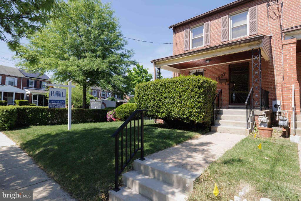 Photo of 1927 21st Place SE, WASHINGTON, DC 20020 (MLS # DCDC2234612)