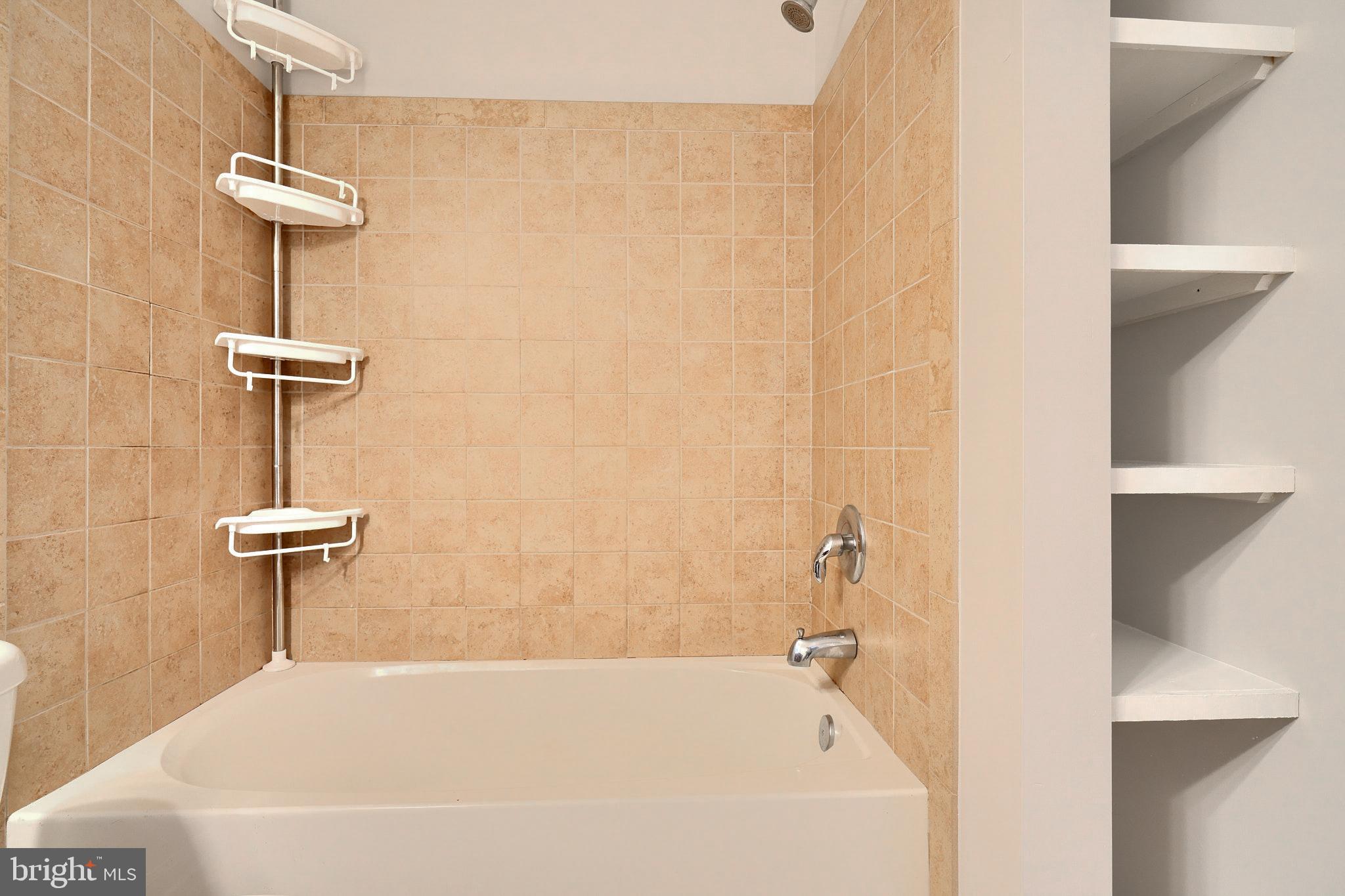 FEDERAL HILL HISTORIC DISTRICT - Residential Lease