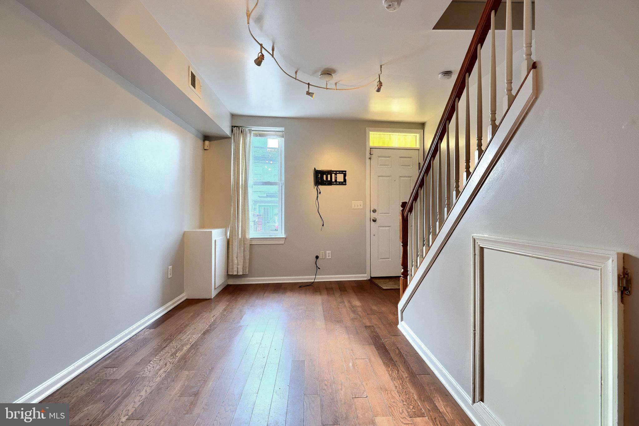 FEDERAL HILL HISTORIC DISTRICT - Residential Lease