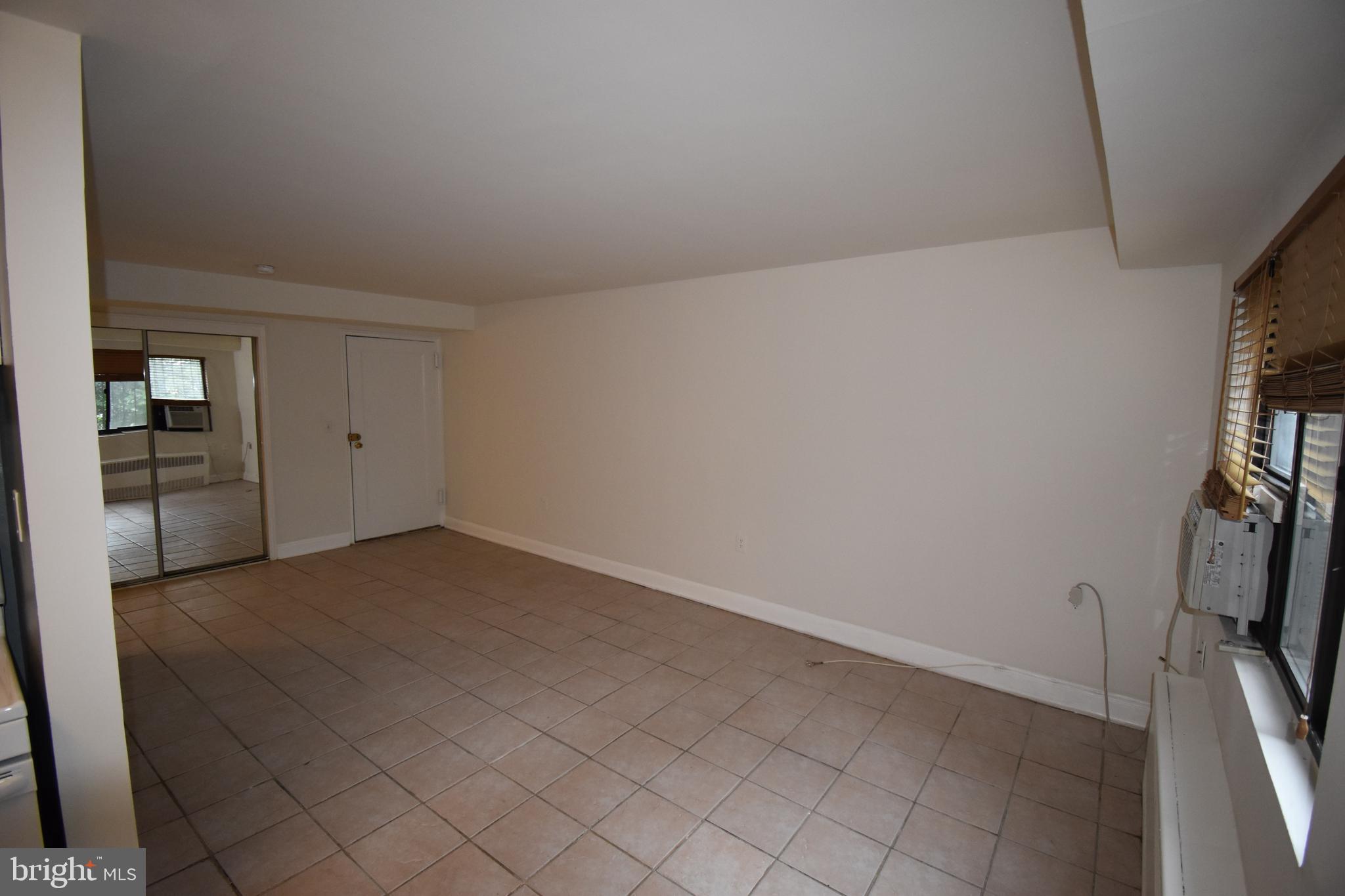 1565 N COLONIAL TERRACE 103-Z