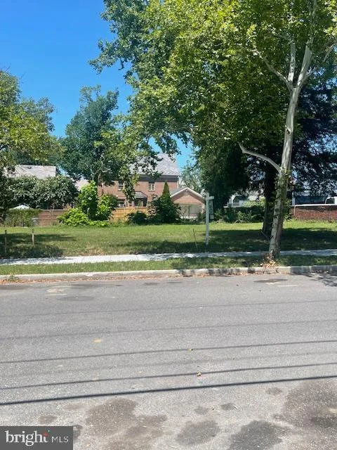 MLS: DCDC2272668