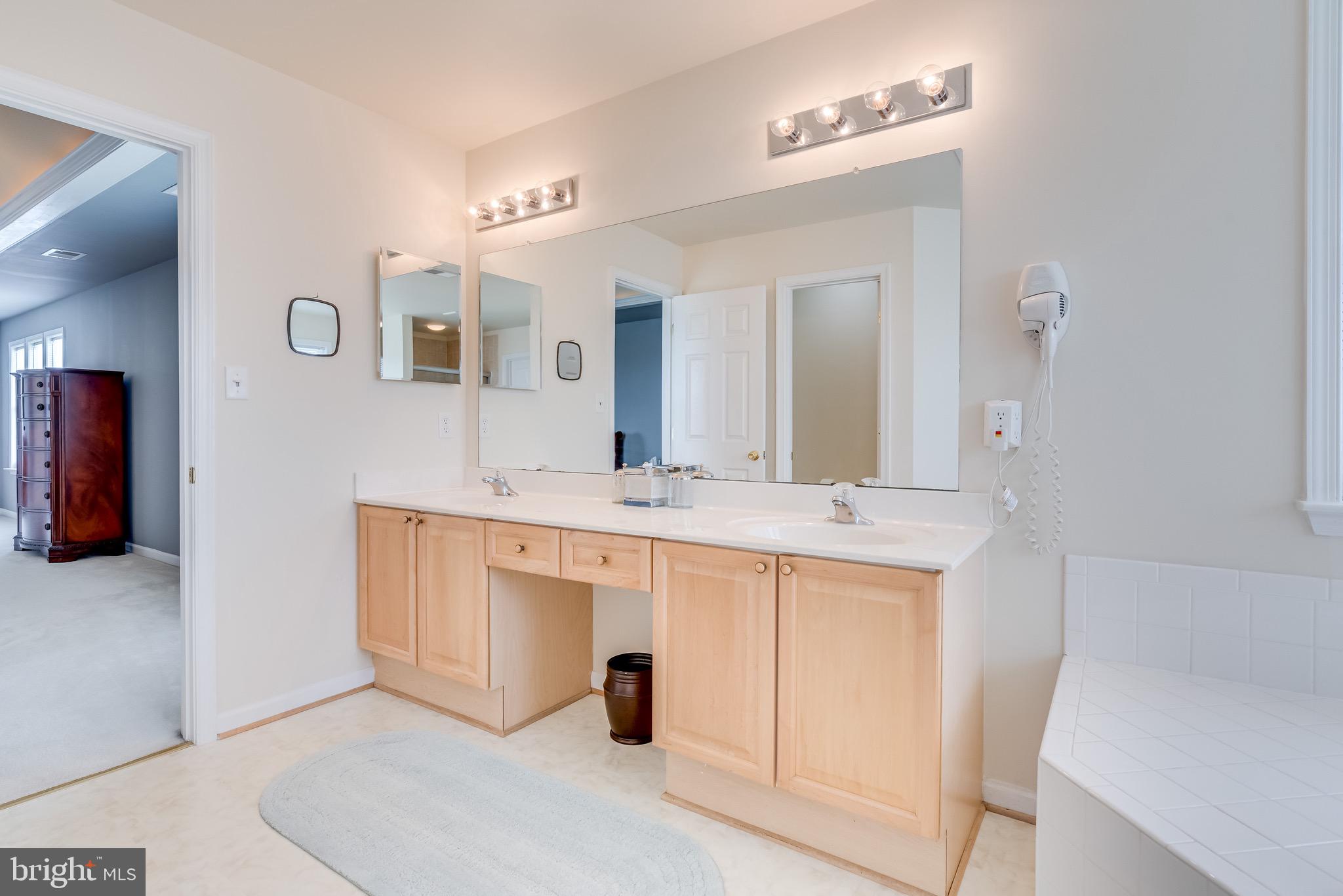 SPRUCE HILL ESTATES - Residential