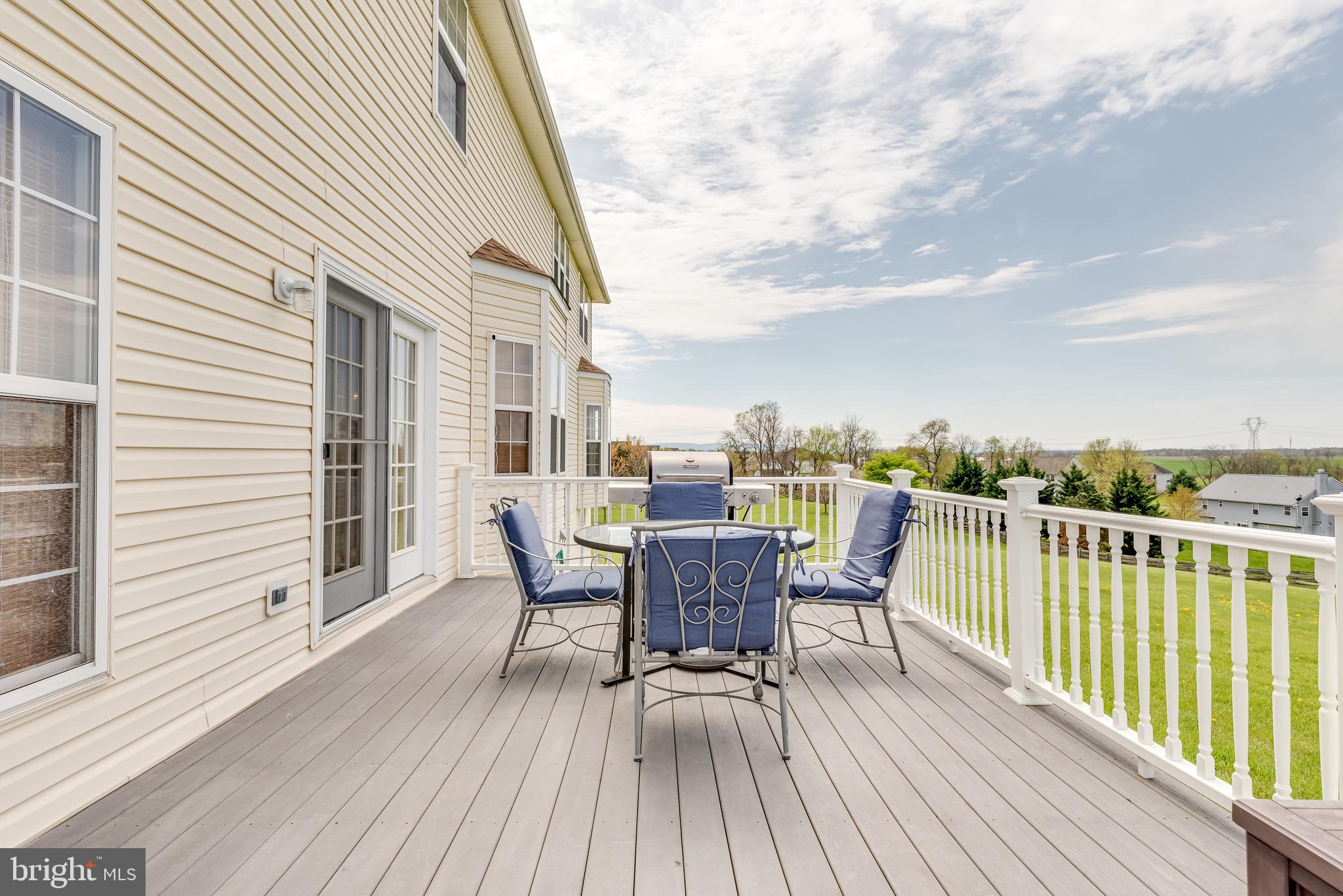 SPRUCE HILL ESTATES - Residential