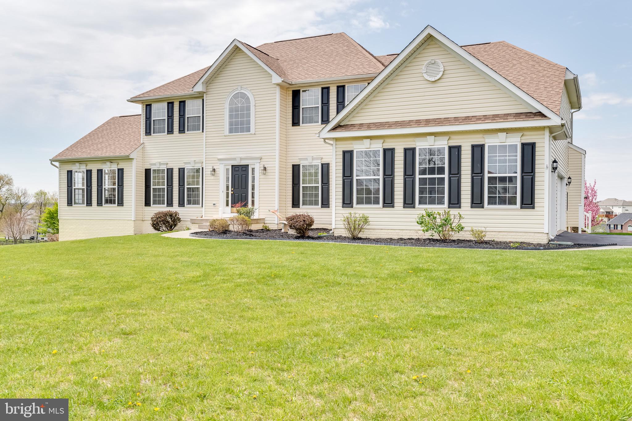 SPRUCE HILL ESTATES - Residential