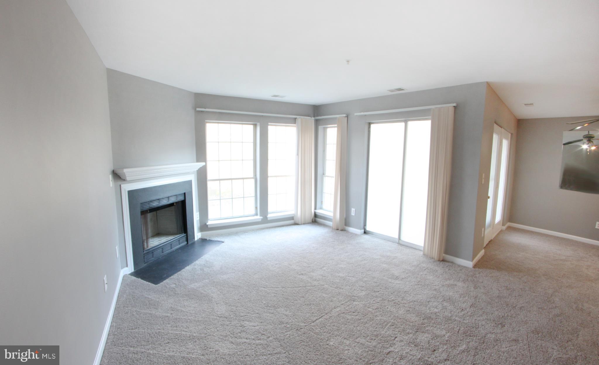 OAK LEAF VILLAS - Residential