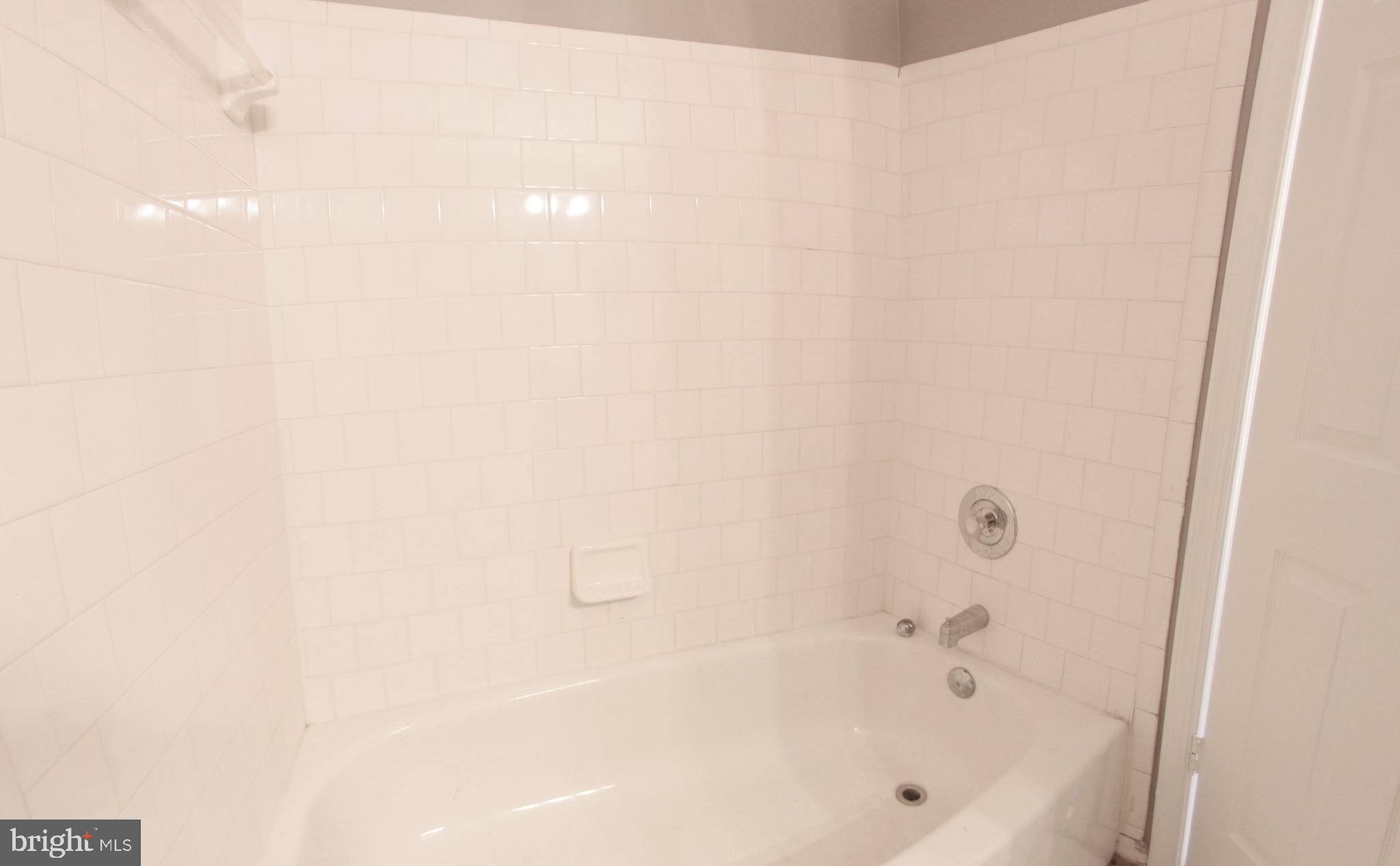 OAK LEAF VILLAS - Residential