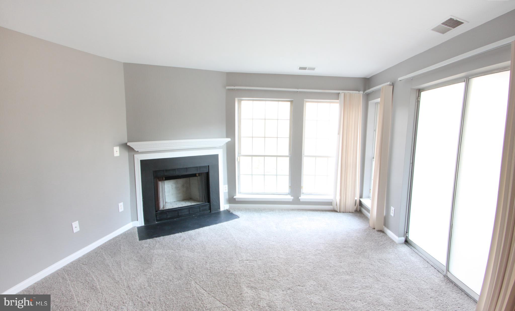 OAK LEAF VILLAS - Residential