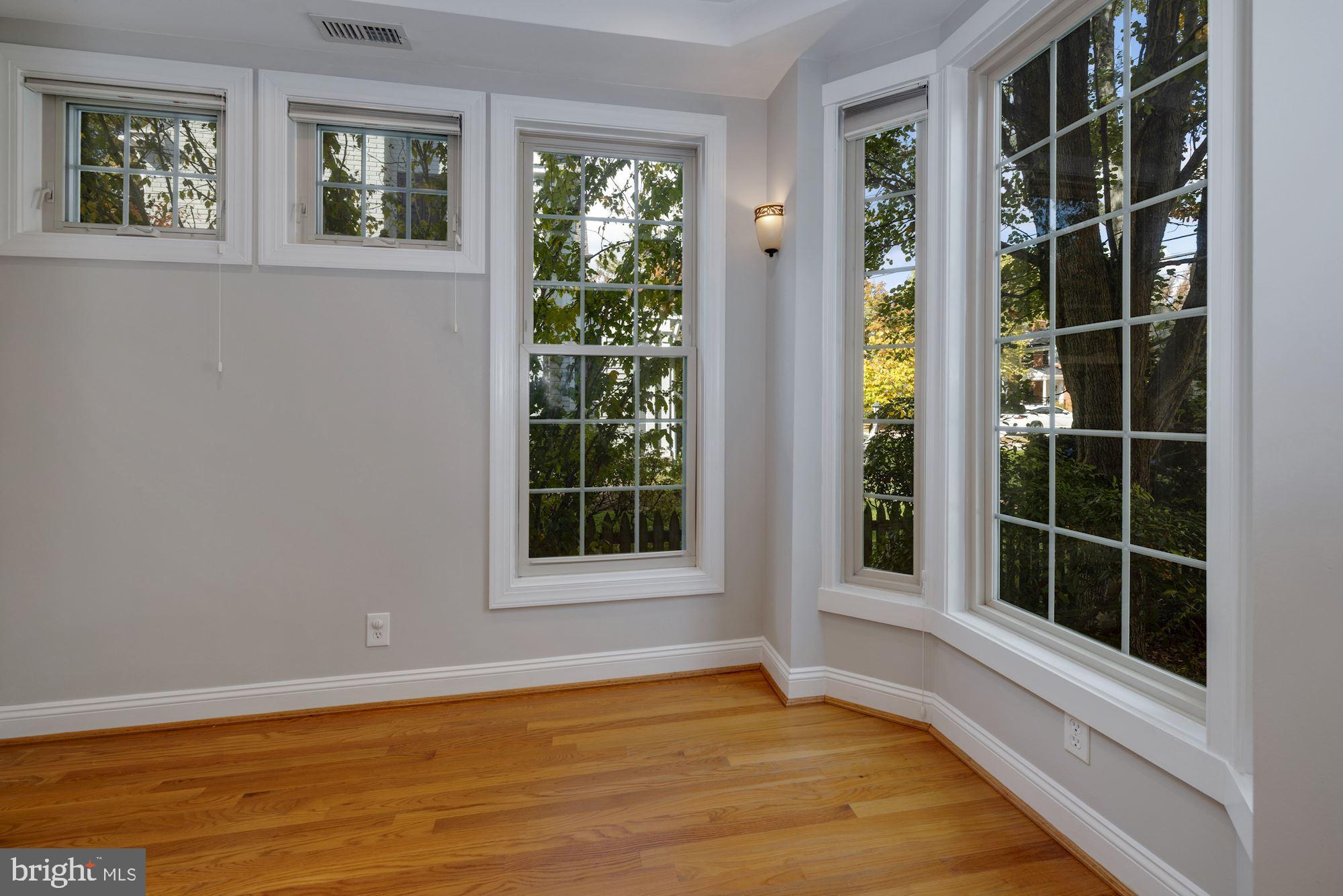 BATTERY PARK - Residential Lease