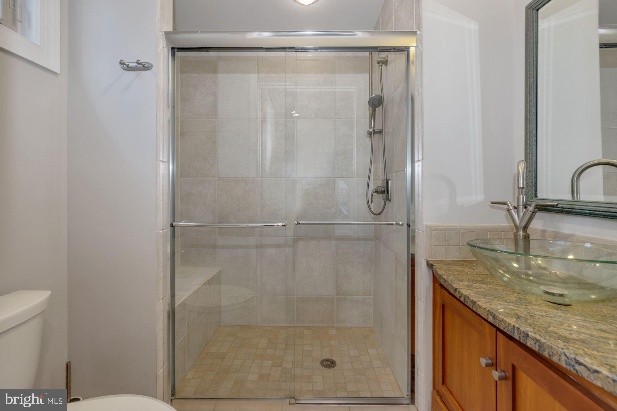 BATTERY PARK - Residential Lease