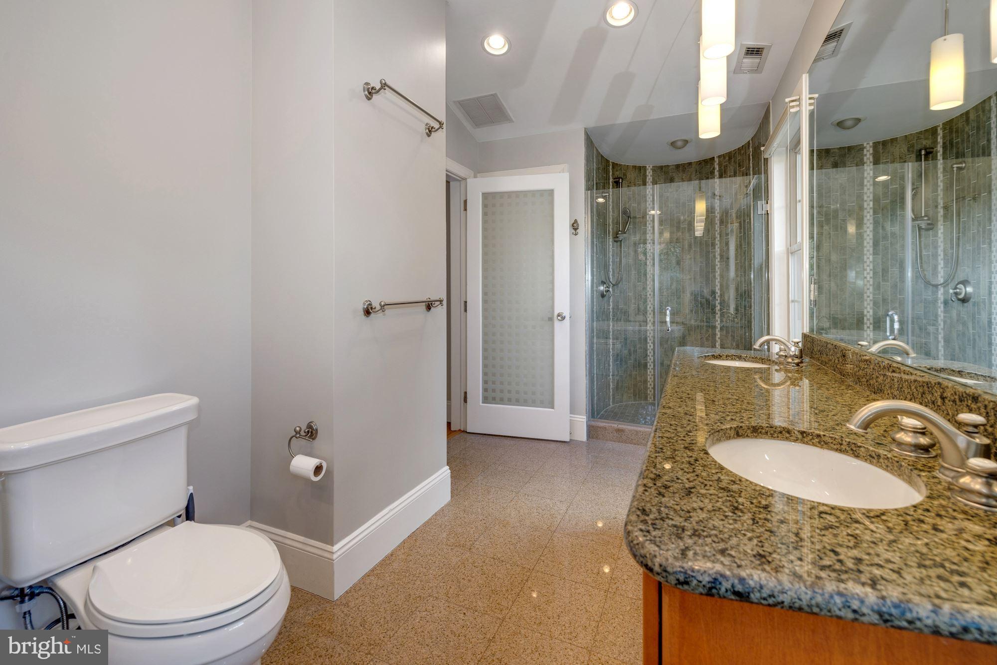 BATTERY PARK - Residential Lease