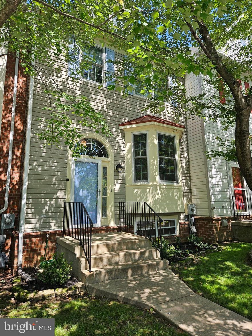 Get ready to see this Amazing Updated 4 Bed 3.5 Bath with Loft Townhouse ** This gem has been well cared for with all NEW Fresh Paint,  Hardwood floors,  Updated Kitchen SS Appliances- Gas Stove, NEW Roof 2023 and Newer Furnace 2018- Newer Deck and much more.  This spacious home features 2 Gas Fireplaces - Large Cozy Family Room, Dining Room.  Large Owners suite with tile, soaking tub, and a 4th level upper Loft that can be an office- work out room and or bedroom.  The walk out basement is fully finished with full bathroom- storage and much more.  There is a community pool.  walk to all new shops and great for commuter routes-  This is a MUST SEE !!