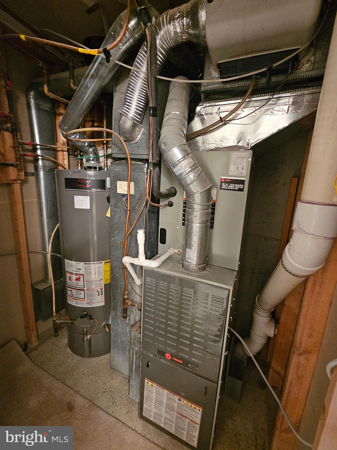 TUSCARORA KNOLLS - Residential