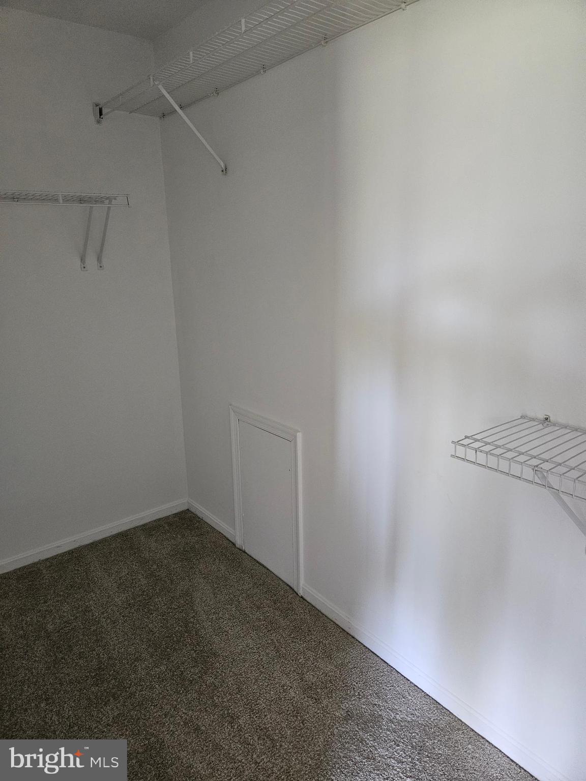 TUSCARORA KNOLLS - Residential