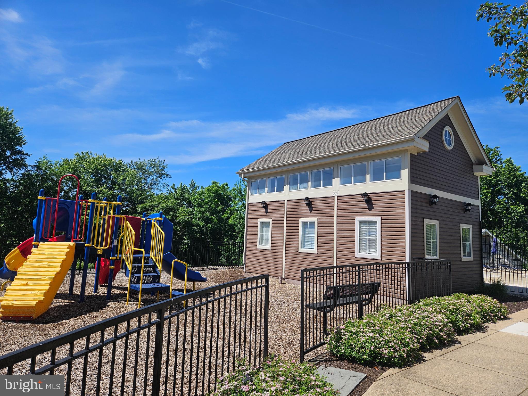 TUSCARORA KNOLLS - Residential