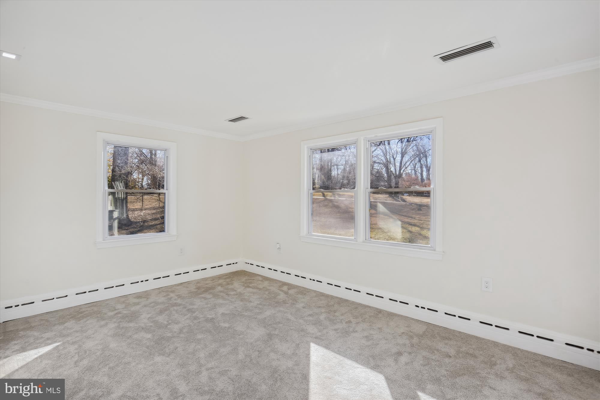 POTOMAC MANOR - Residential