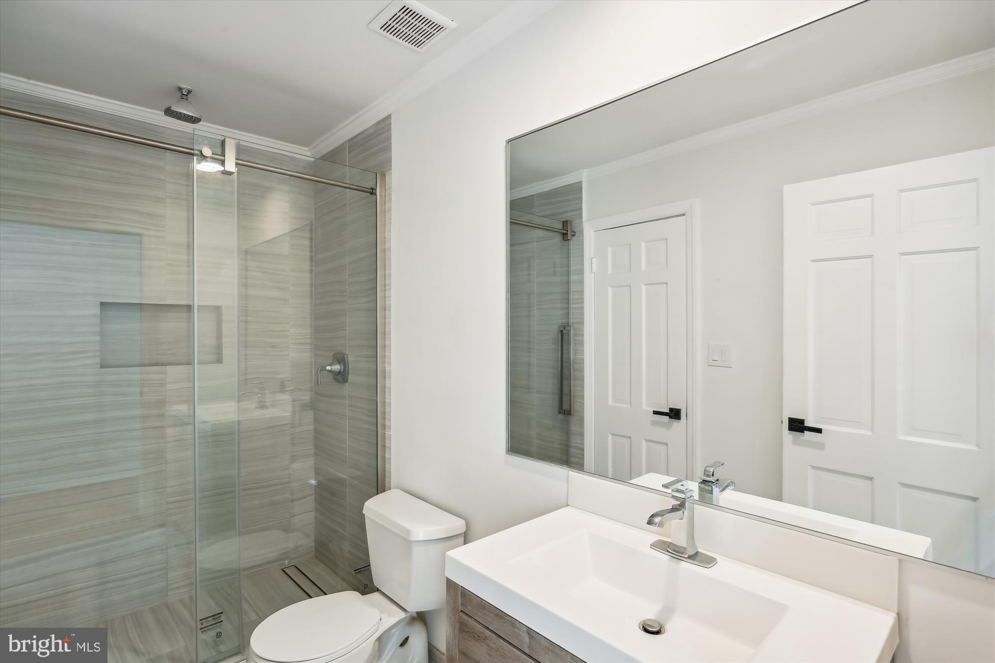 POTOMAC MANOR - Residential