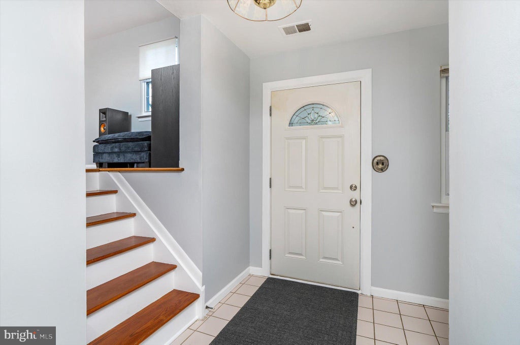 Photo of 43 Brunswick Dr, HOWELL, NJ 07731 (MLS # NJMM2004726)