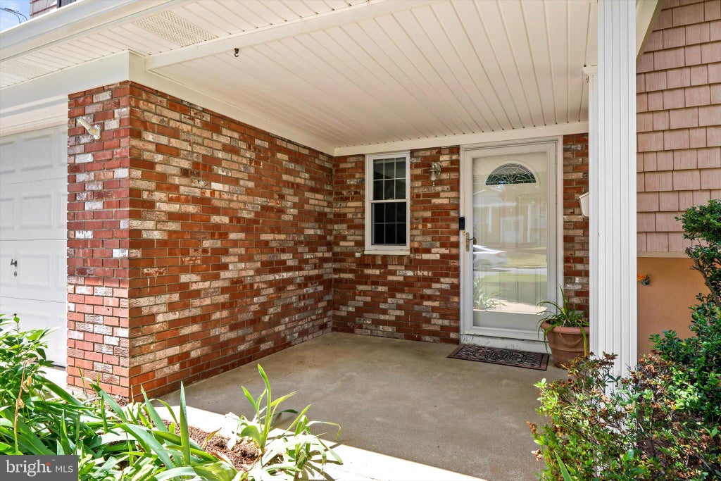 Photo of 43 Brunswick Dr, HOWELL, NJ 07731 (MLS # NJMM2004726)