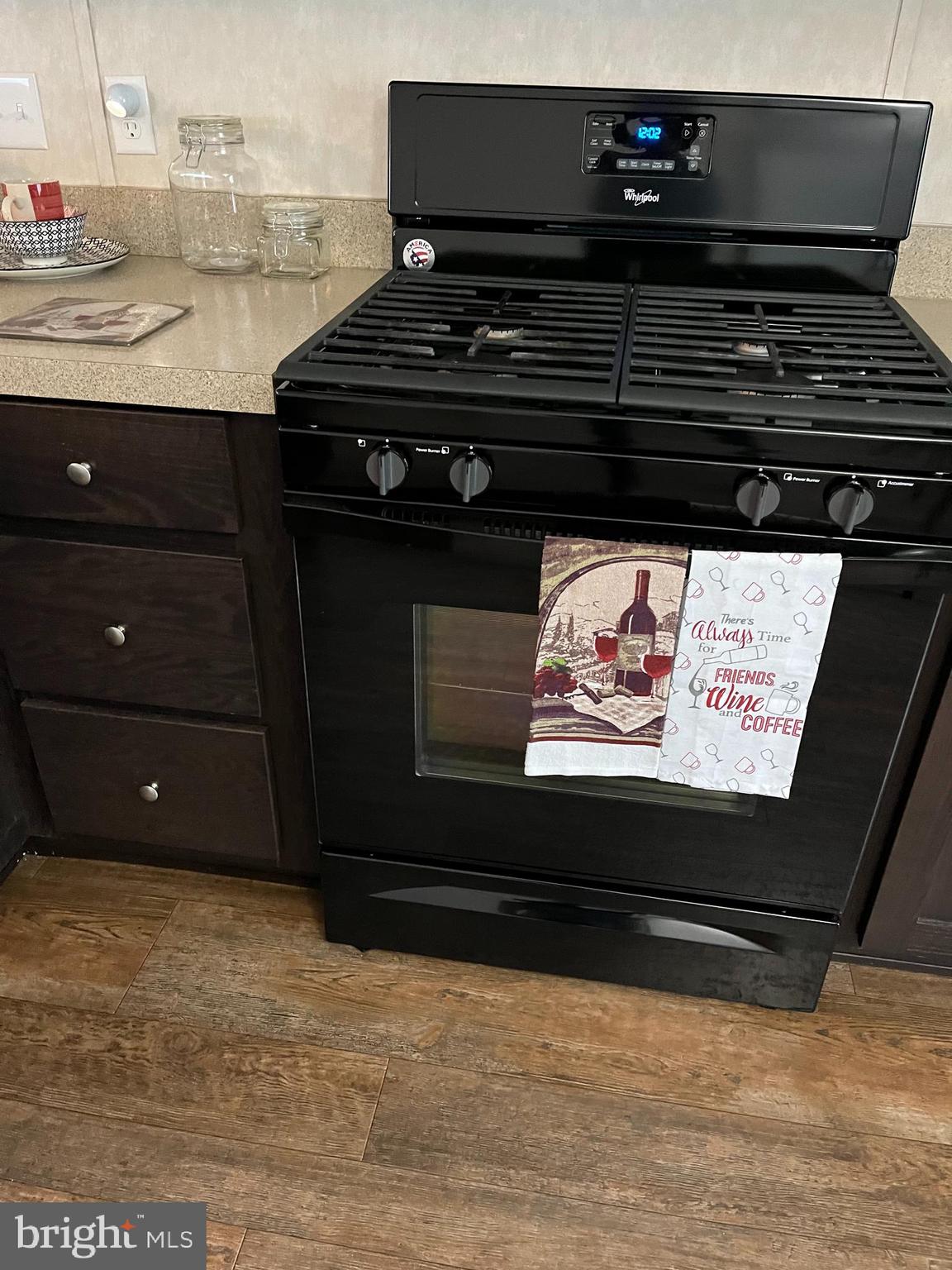 FAIRVIEW MANOR - Residential