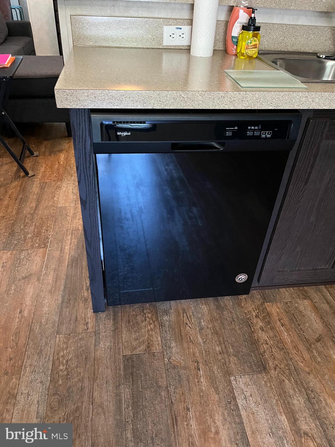 FAIRVIEW MANOR - Residential