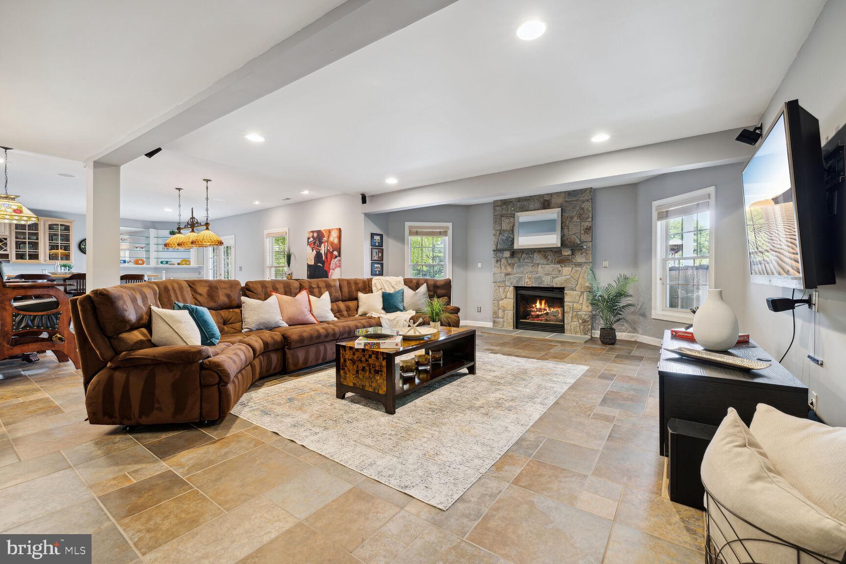 SENECA SPRINGS - Residential