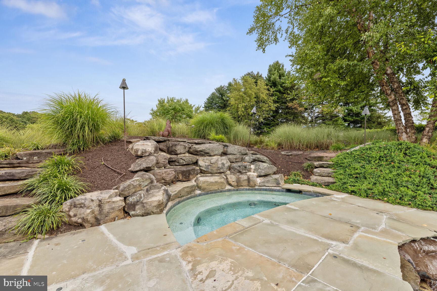 SENECA SPRINGS - Residential