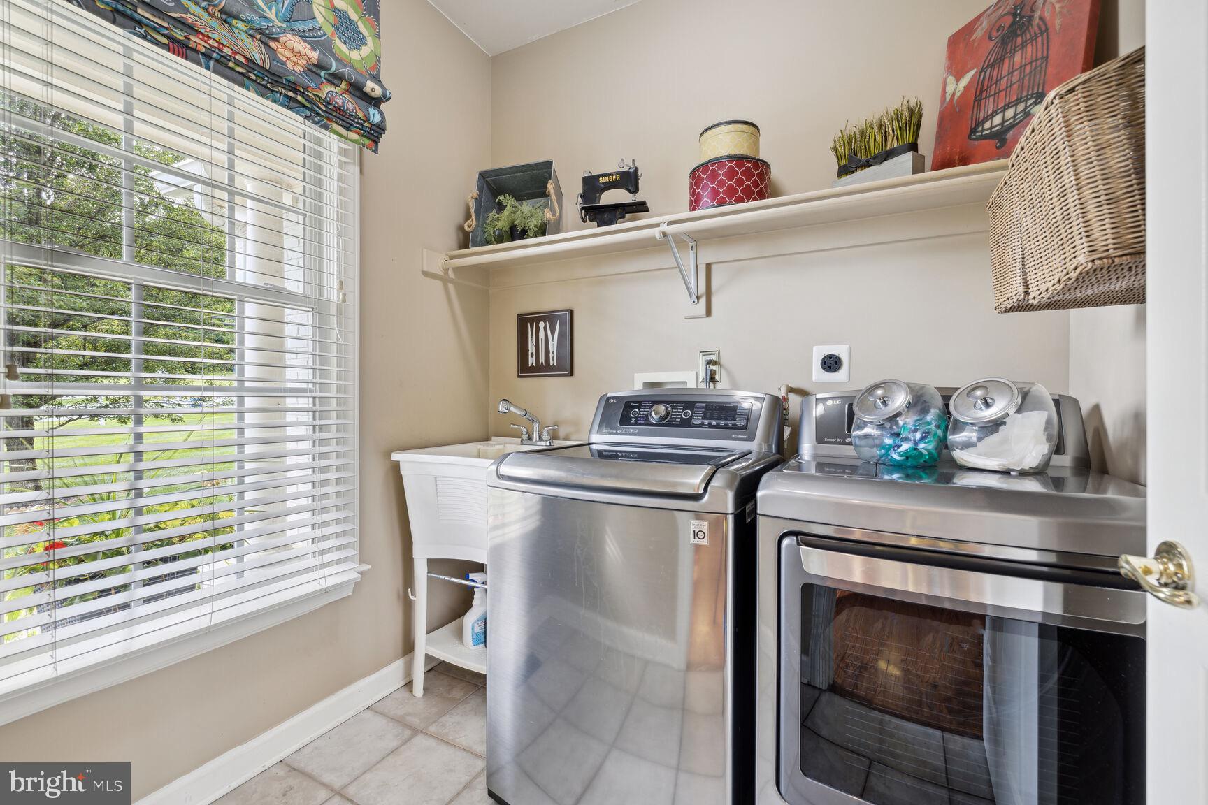 SENECA SPRINGS - Residential