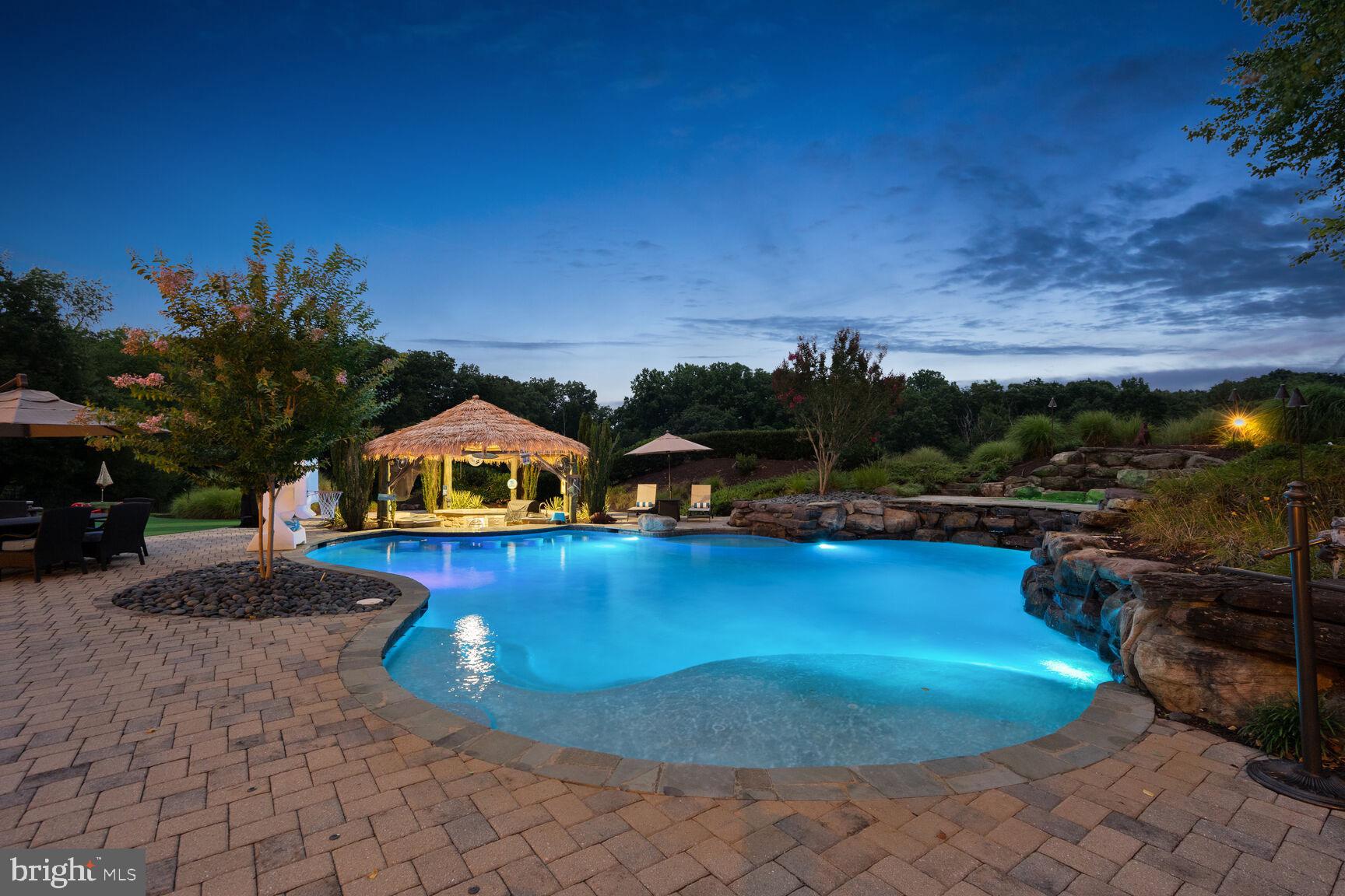 SENECA SPRINGS - Residential