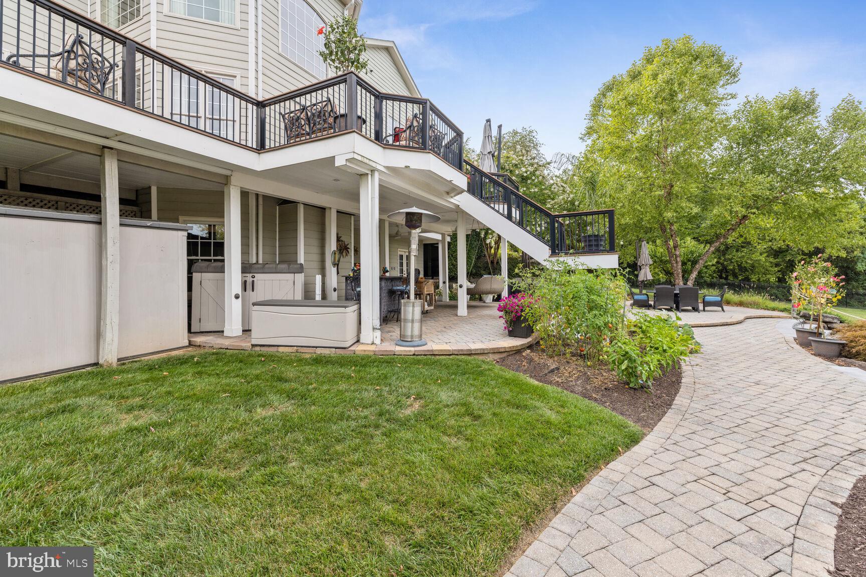 SENECA SPRINGS - Residential