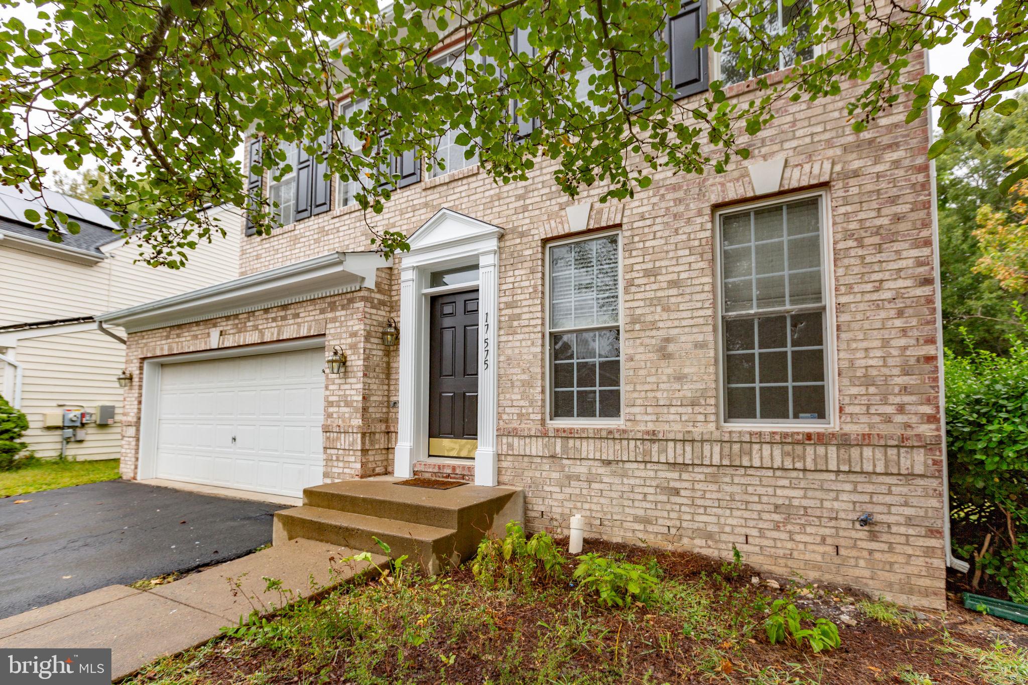 HAMPSTEAD LANDING - Residential Lease