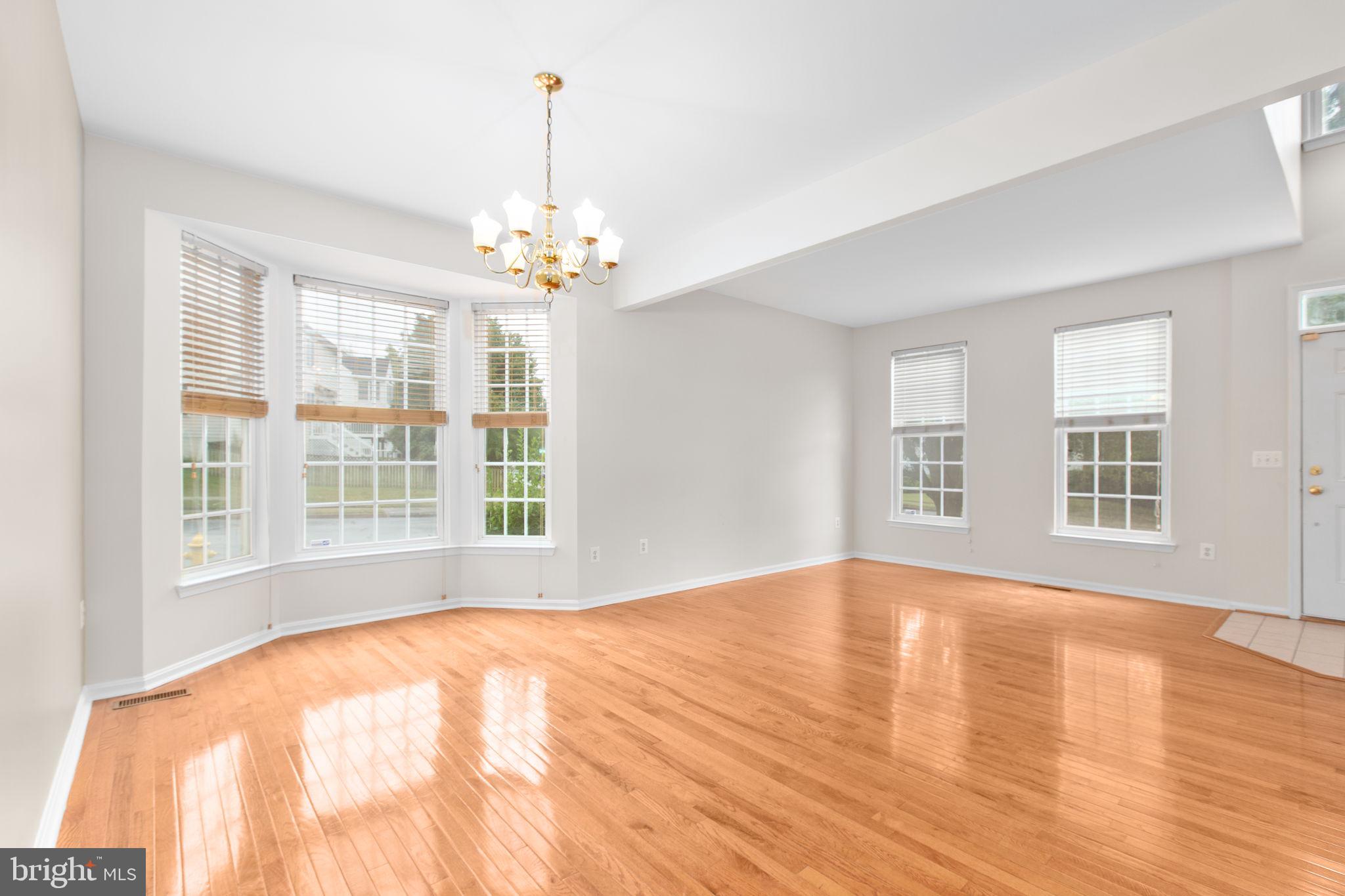 HAMPSTEAD LANDING - Residential Lease