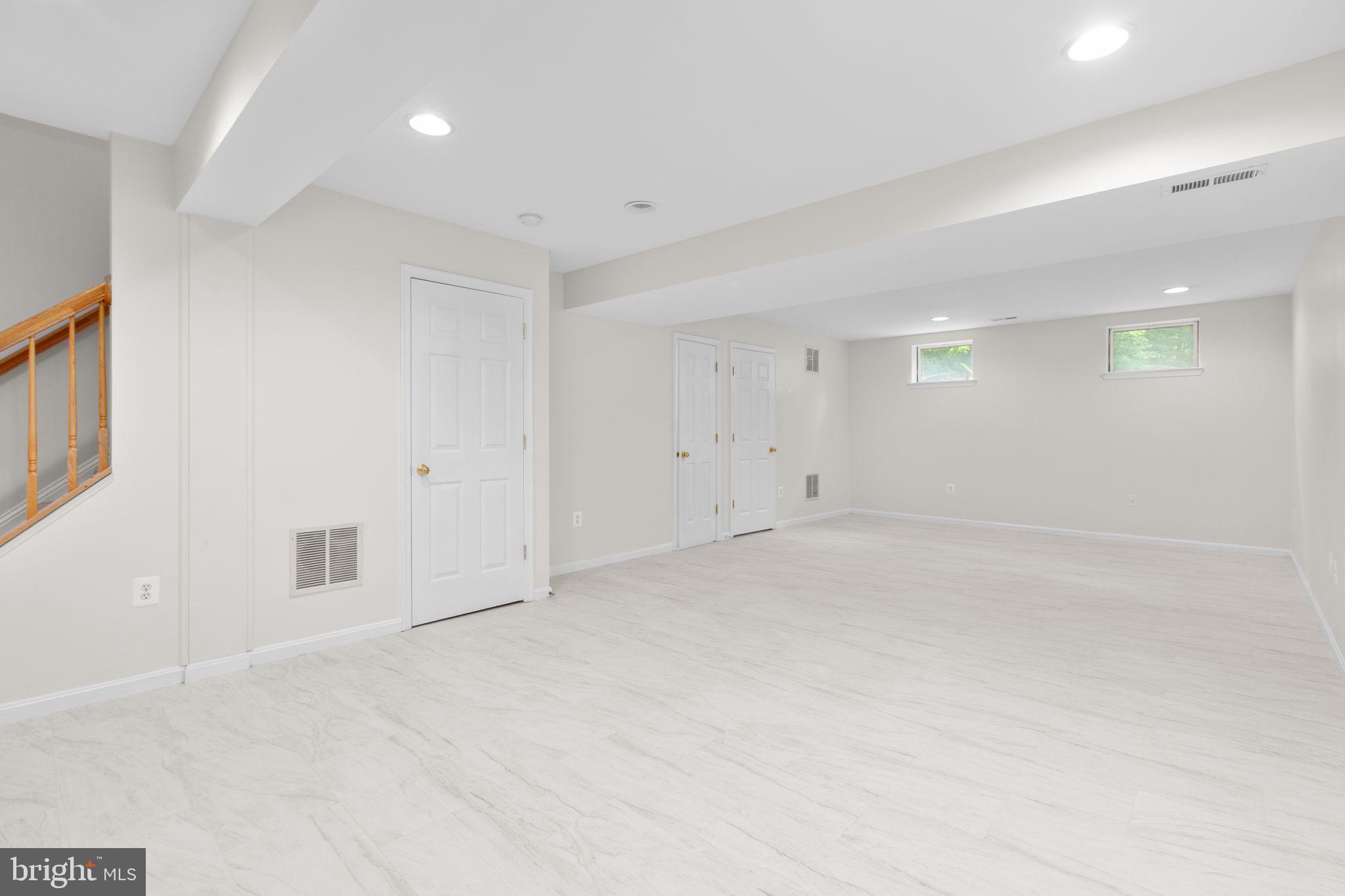 HAMPSTEAD LANDING - Residential Lease