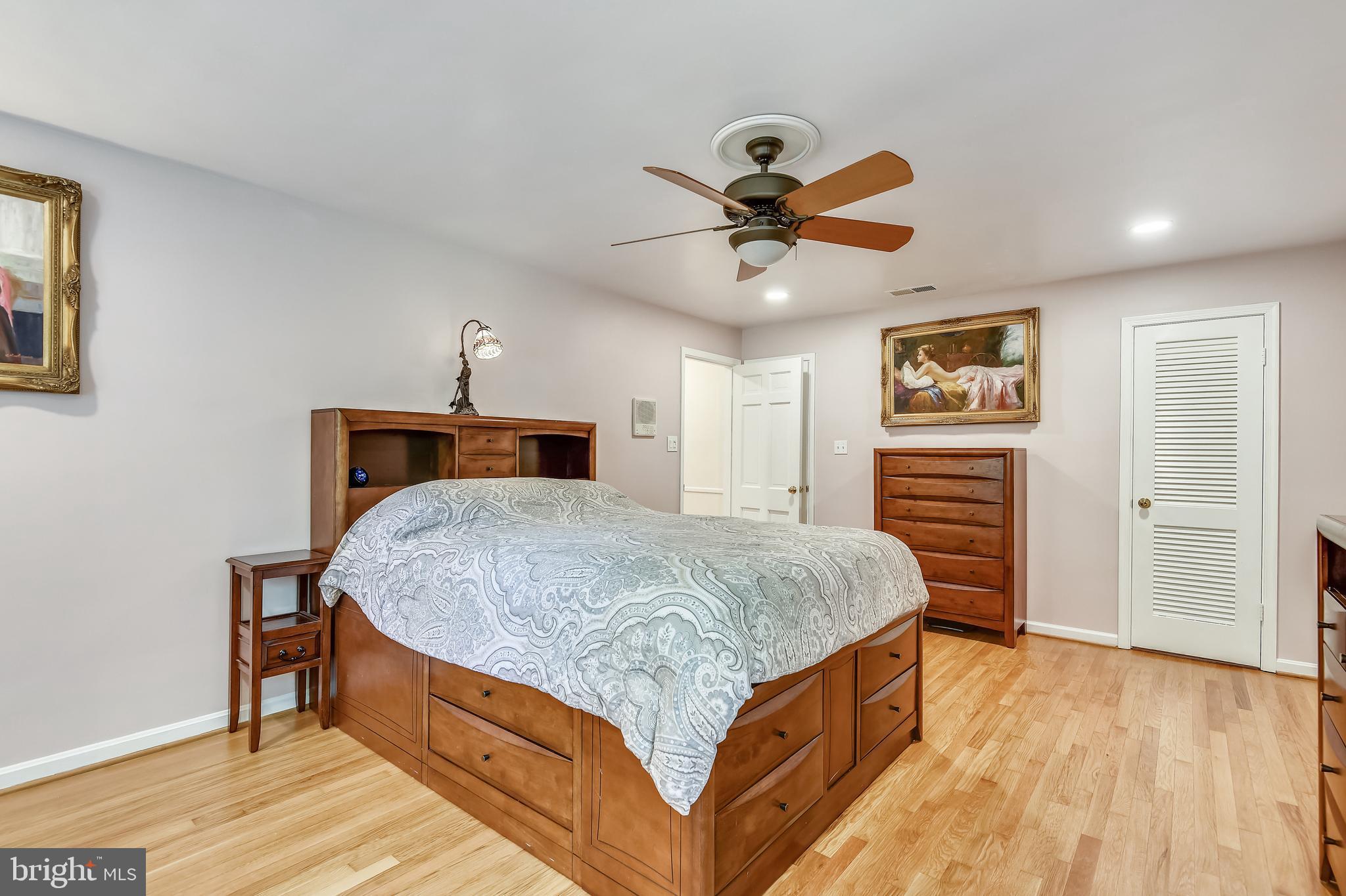 BARCROFT KNOLLS - Residential