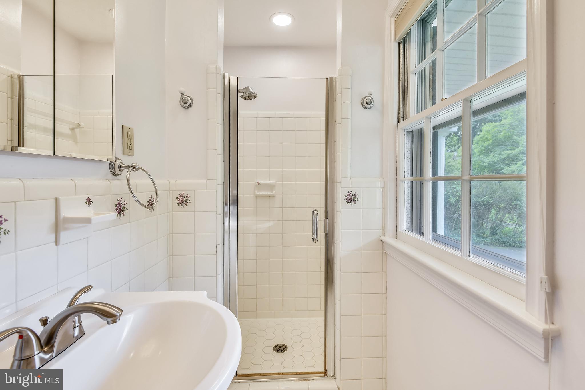 BARCROFT KNOLLS - Residential