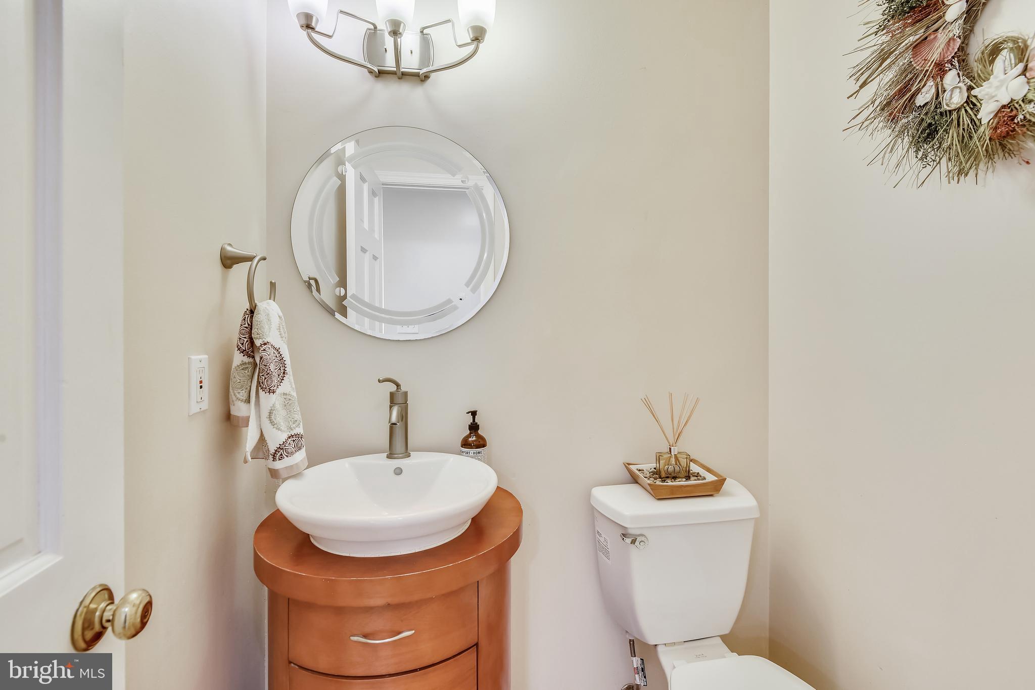 BARCROFT KNOLLS - Residential