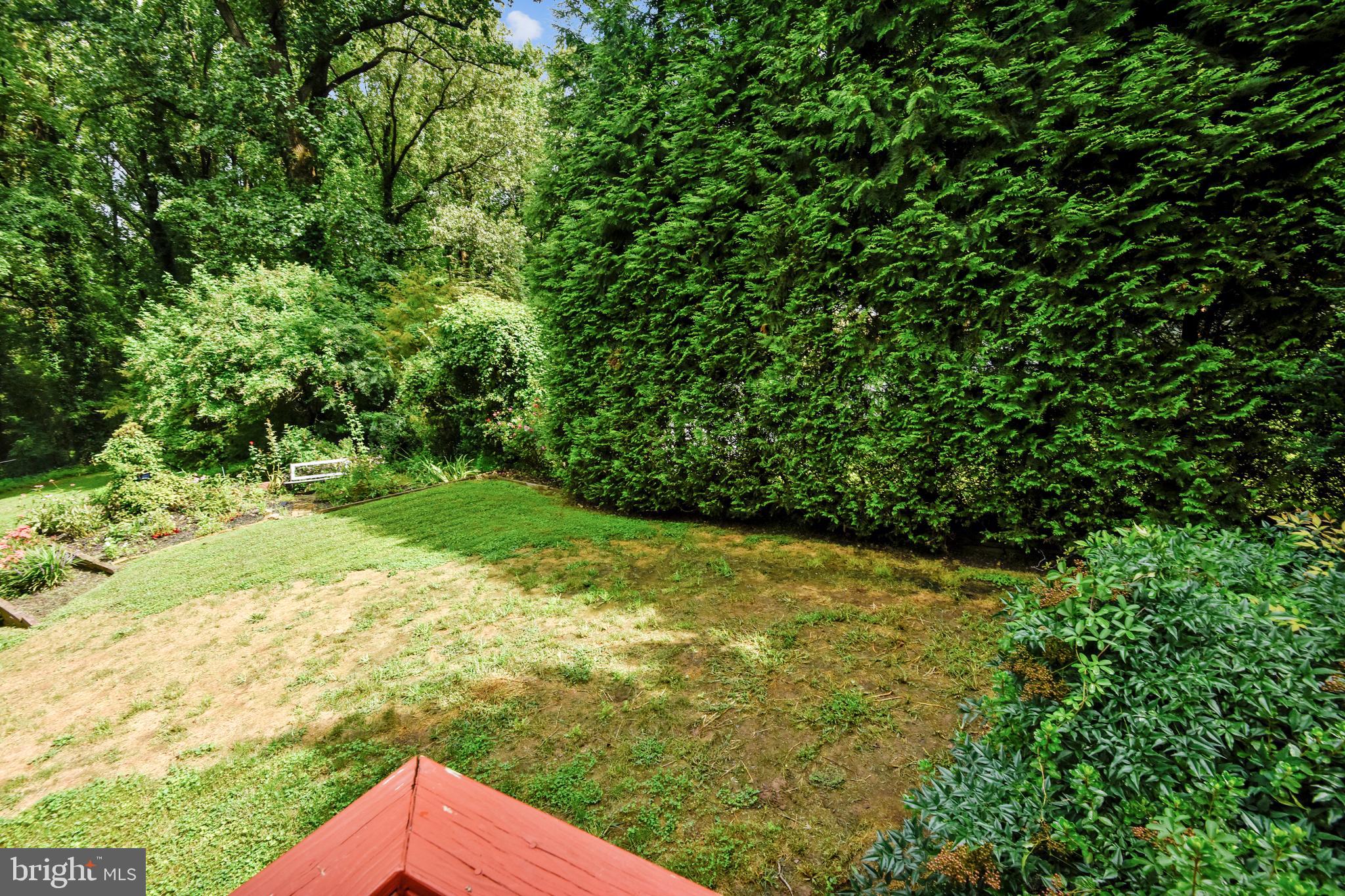 BARCROFT KNOLLS - Residential