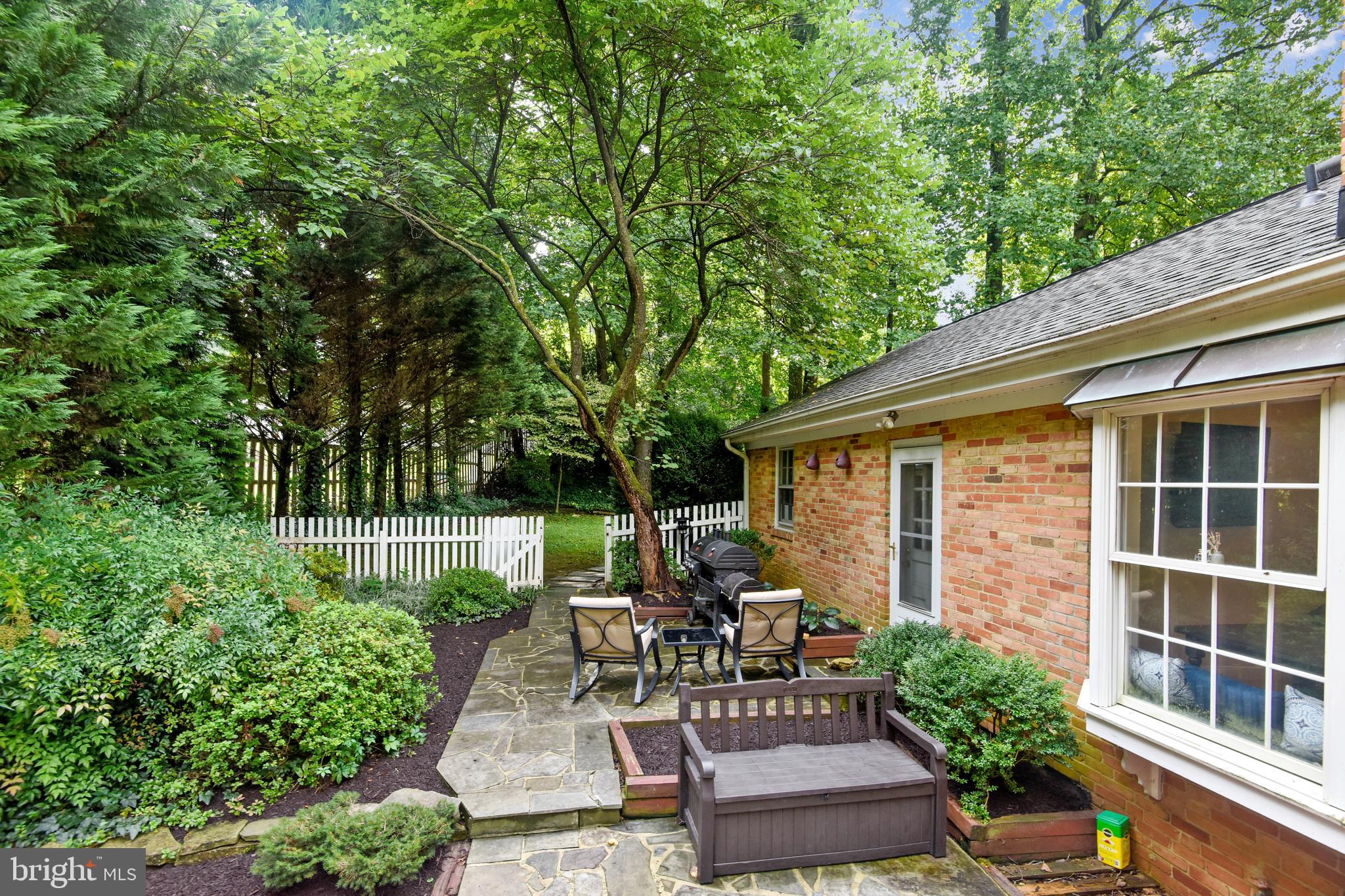 BARCROFT KNOLLS - Residential