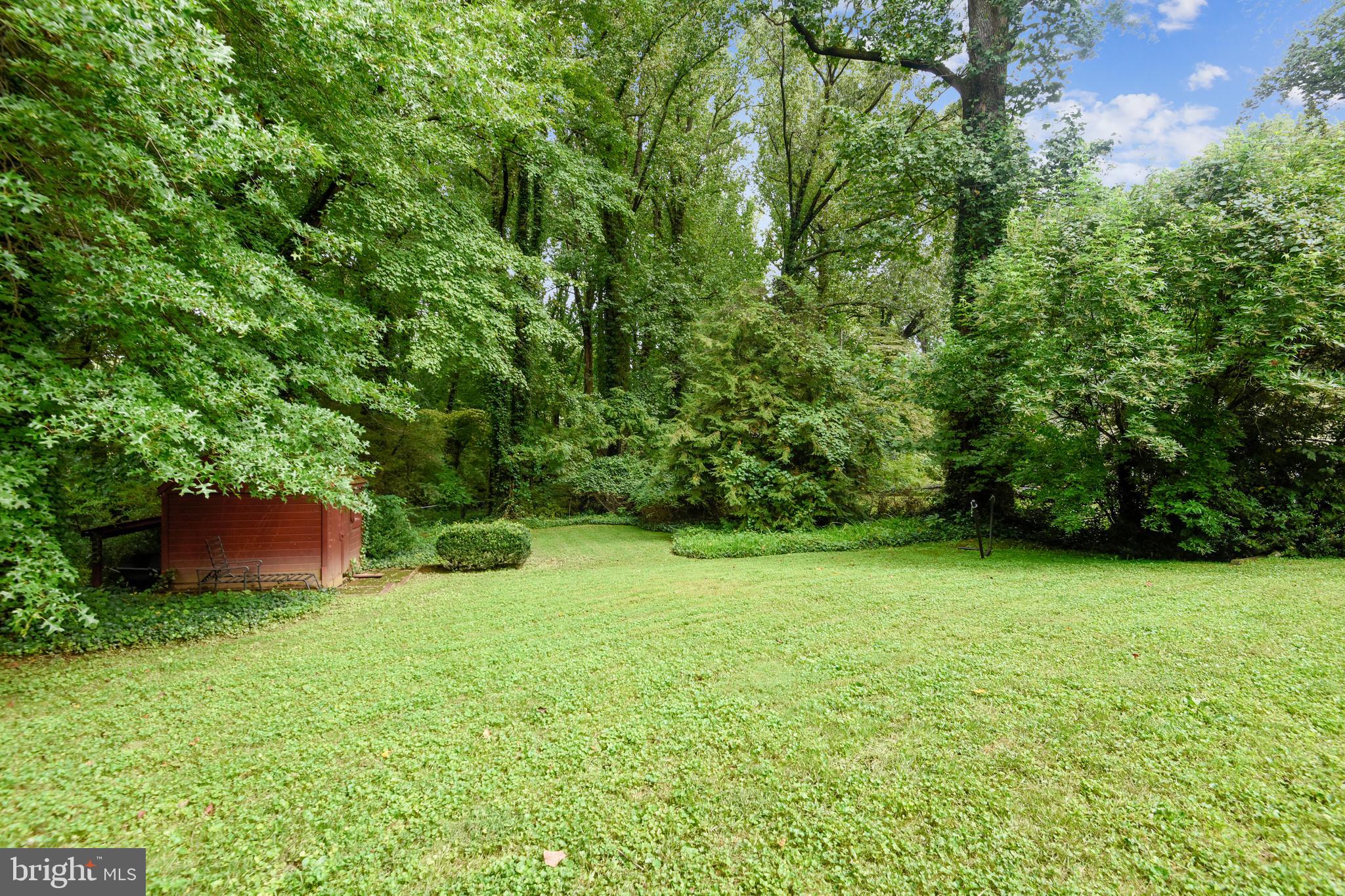 BARCROFT KNOLLS - Residential