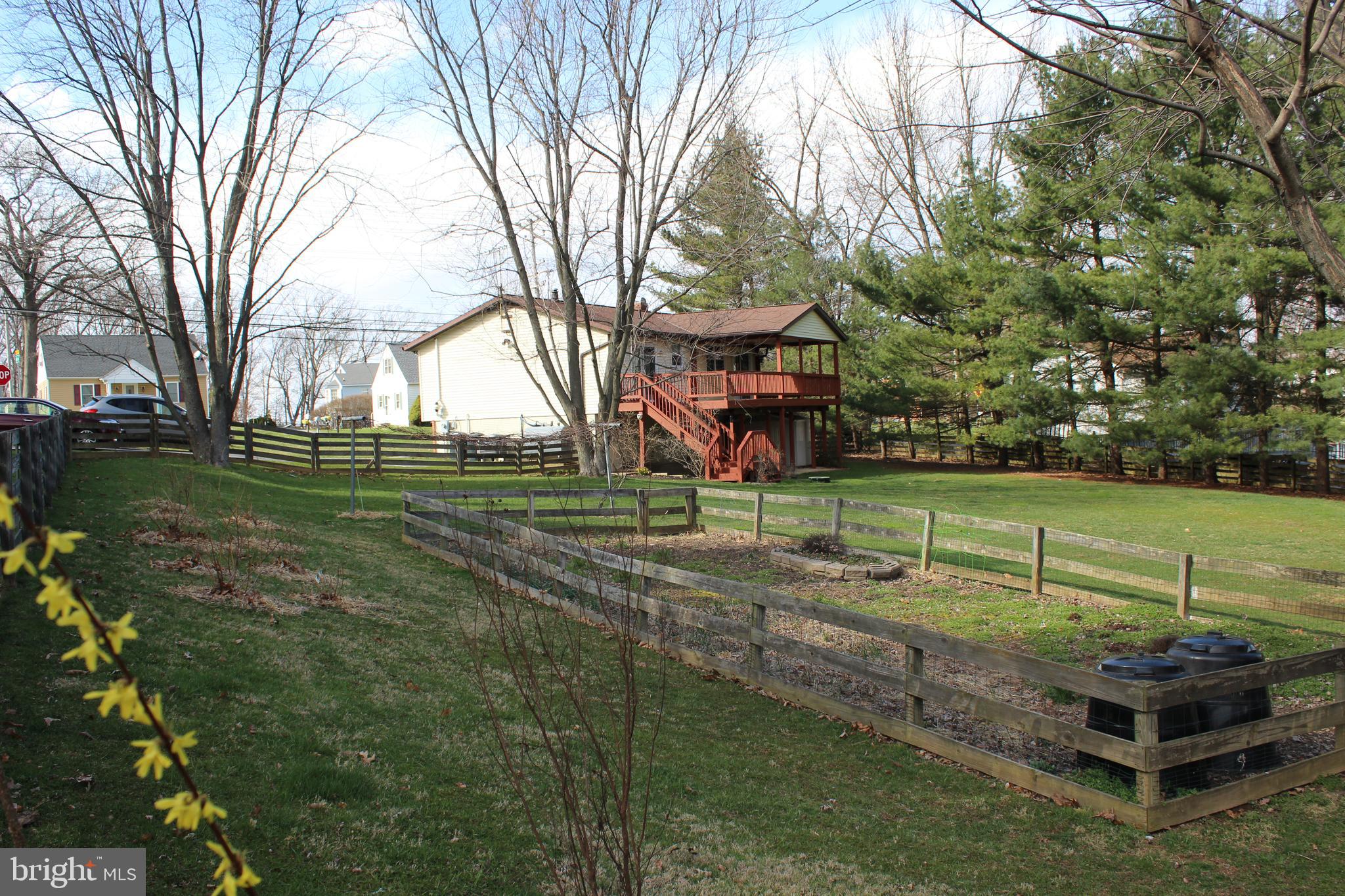 HICKORY RIDGE FARM - Residential