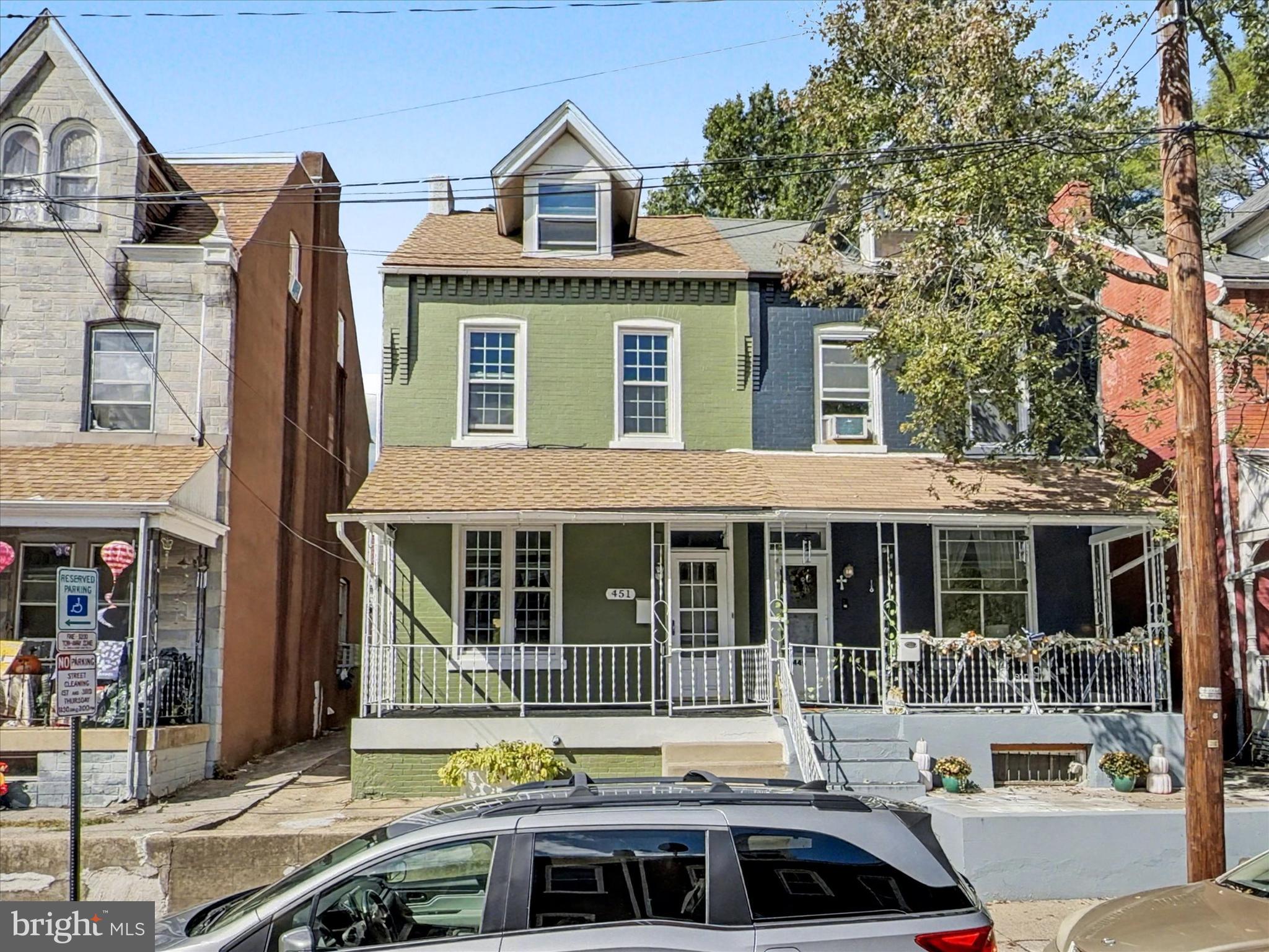 CABBAGE HILL - Residential