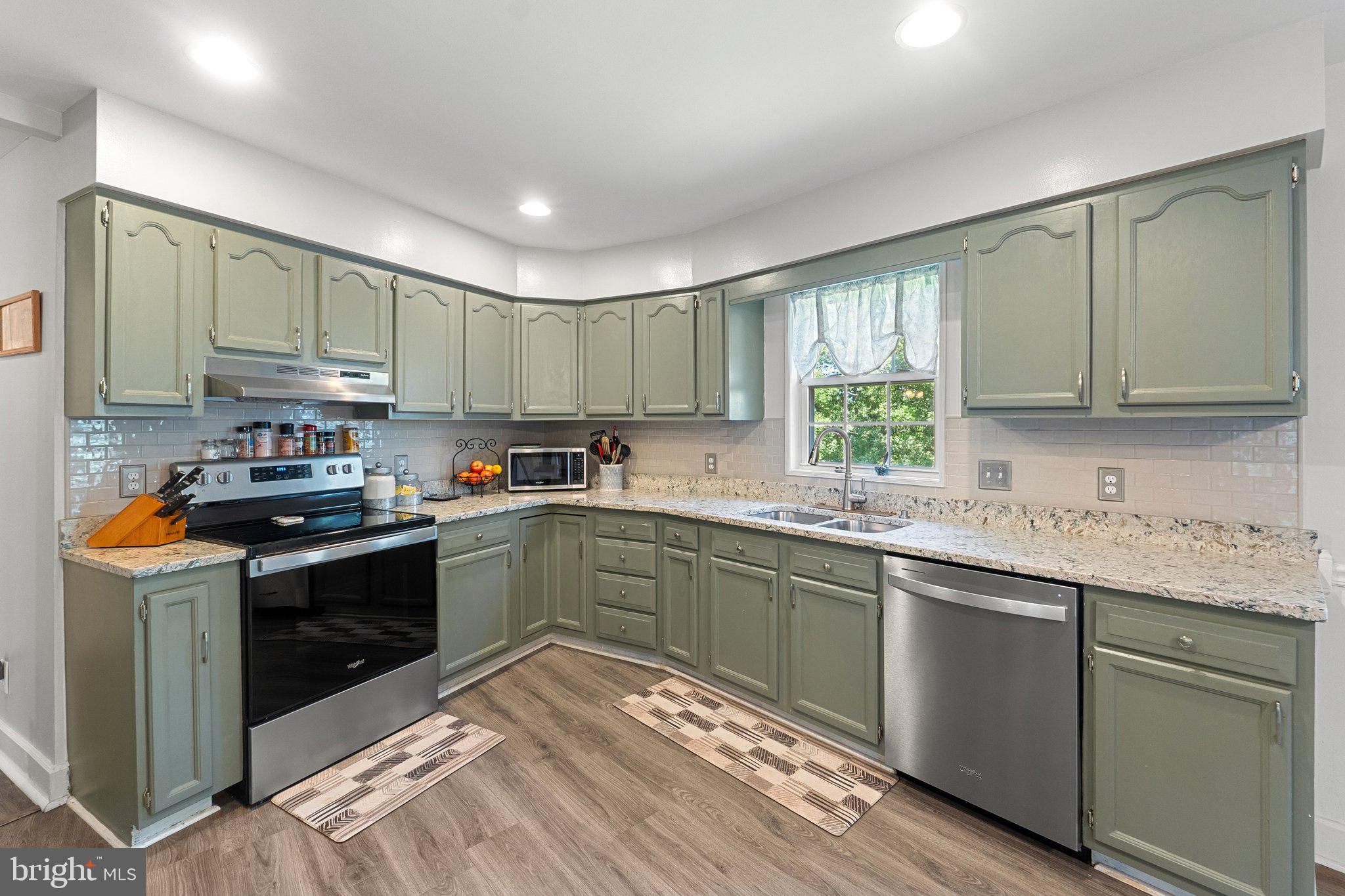 MAPLE HILLS - Residential