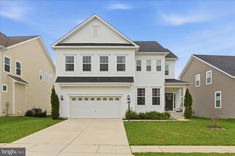 Photo of 4529 Shakespeare Circle, WHITE PLAINS, MD 20695 (MLS # MDCH2052692)