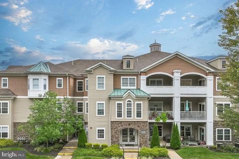 Photo of 7000 Village Way #207, MARCUS HOOK, PA 19061 (MLS # PADE2101586) Photo of 7000 Village Way #207, MARCUS HOOK, PA 19061 (MLS # PADE2101586)
