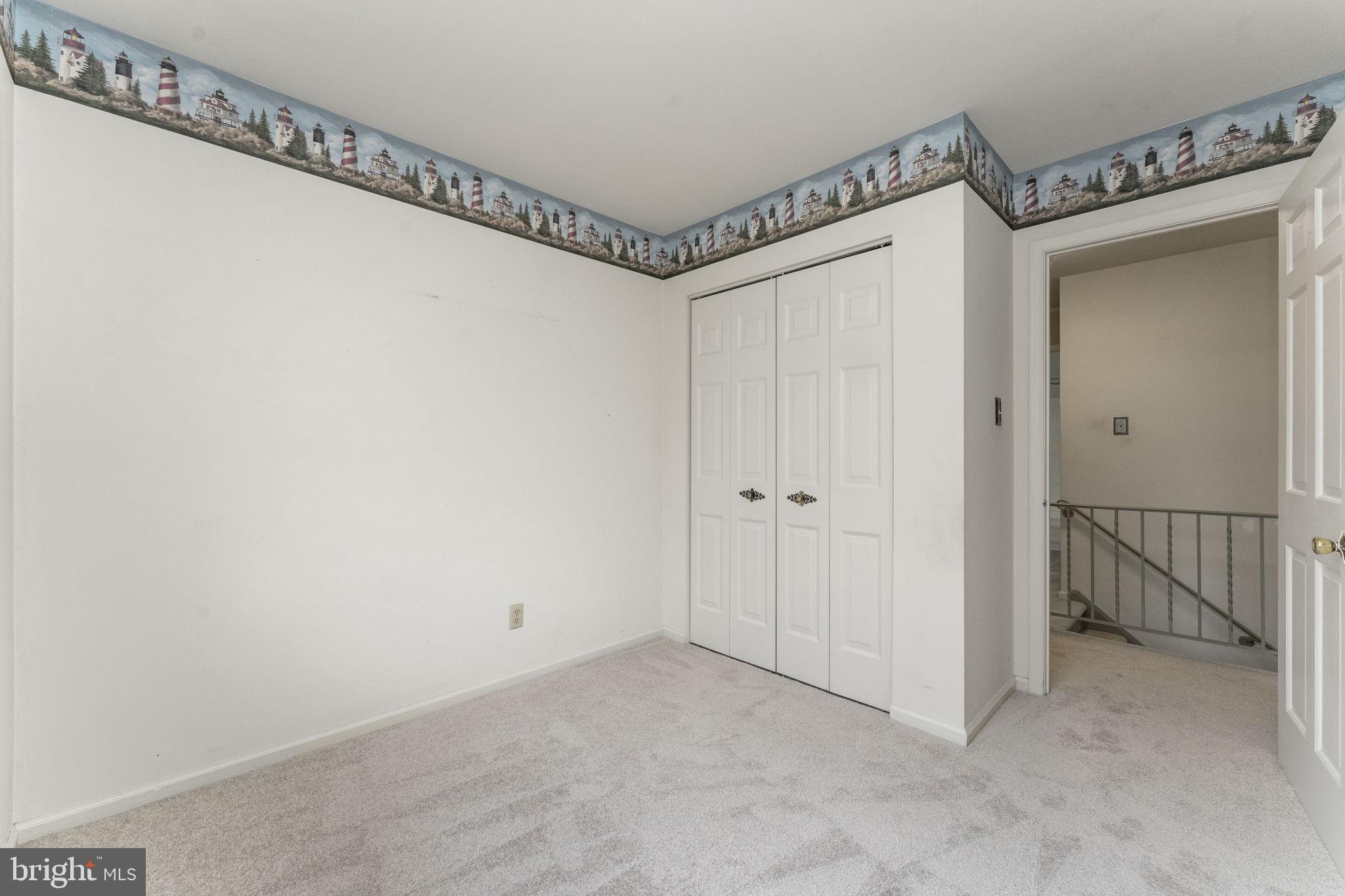 STONEGATE VILLAGE - Residential