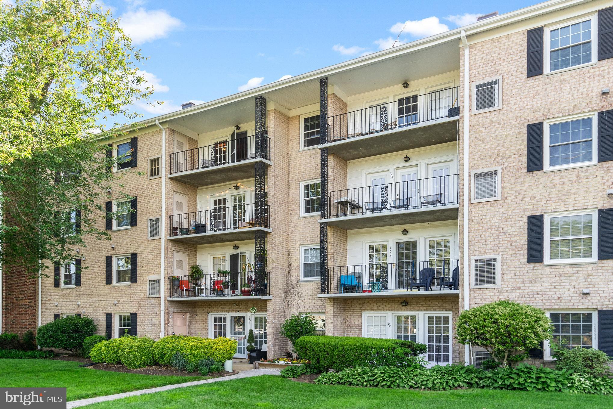 MOORINGS OF OCCOQUAN CON - Residential