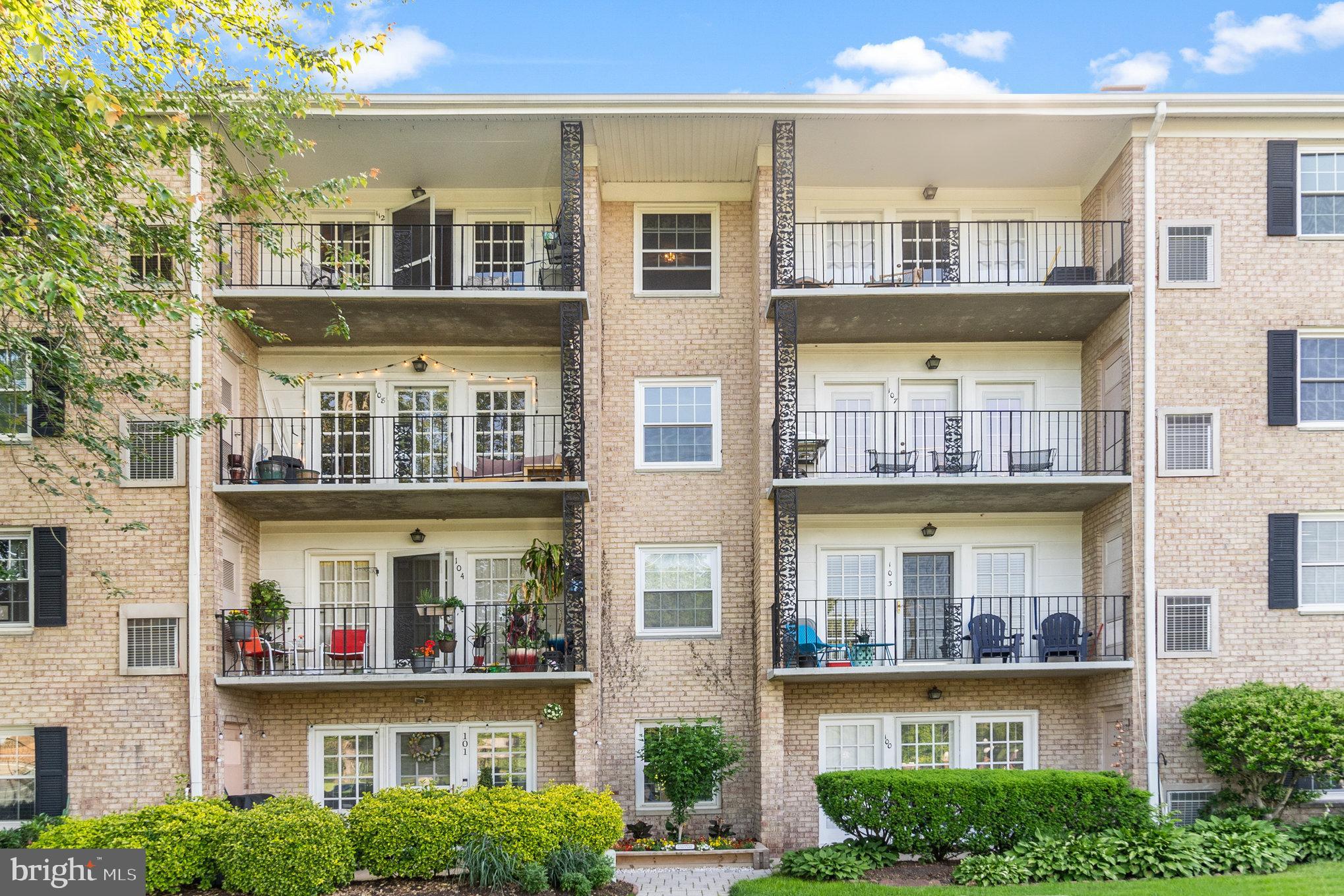 MOORINGS OF OCCOQUAN CON - Residential