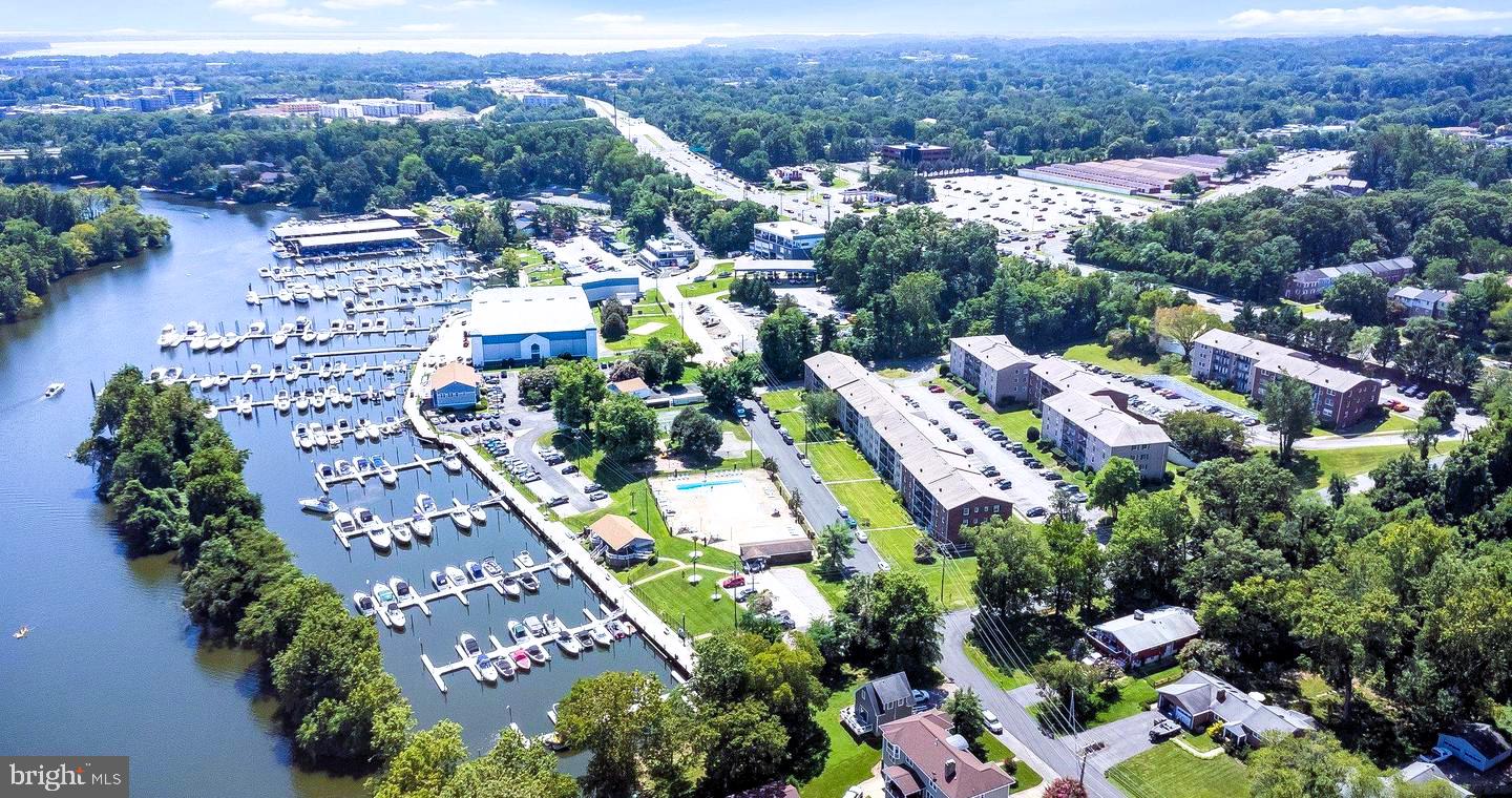 MOORINGS OF OCCOQUAN CON - Residential