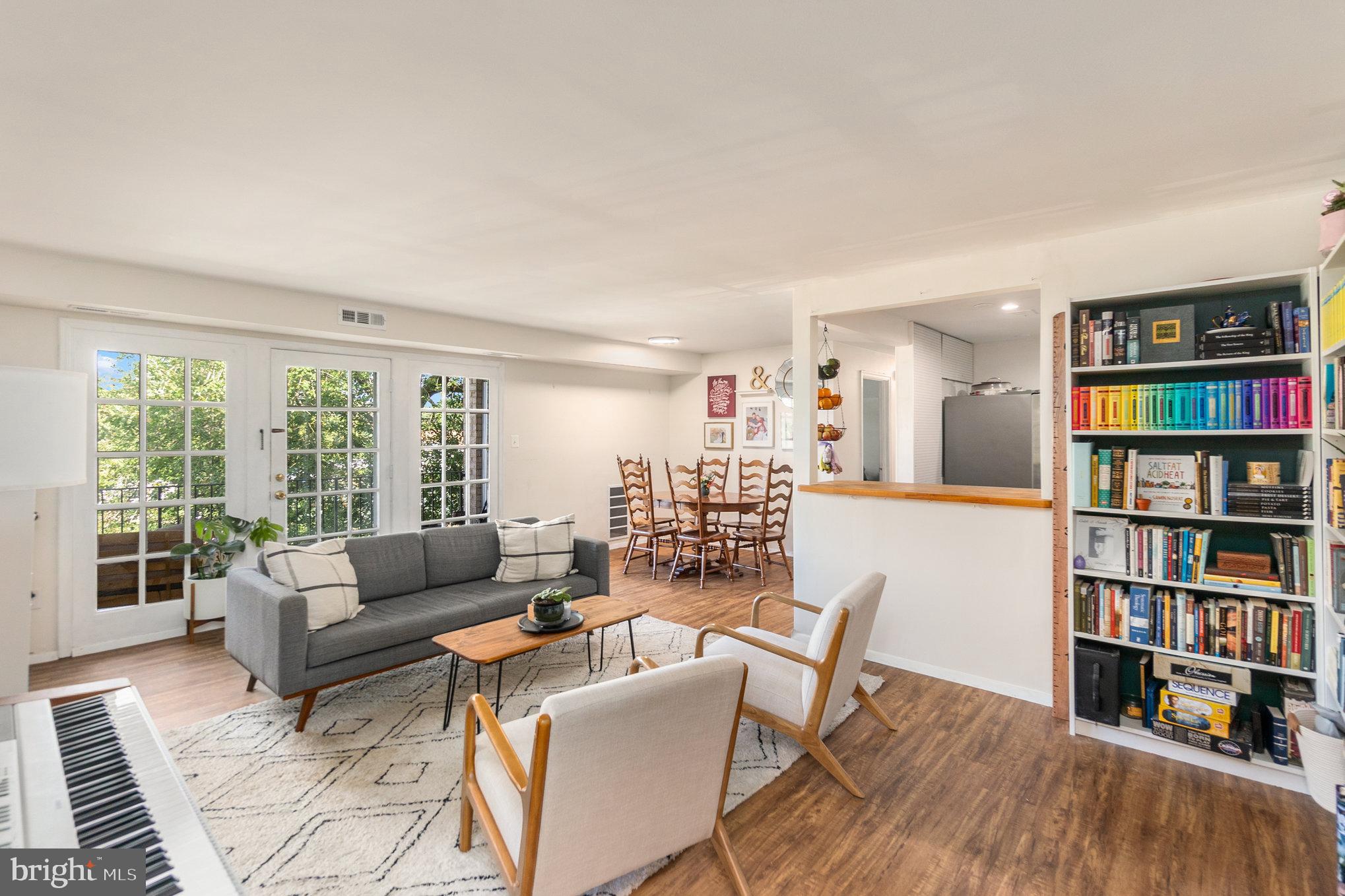 MOORINGS OF OCCOQUAN CON - Residential