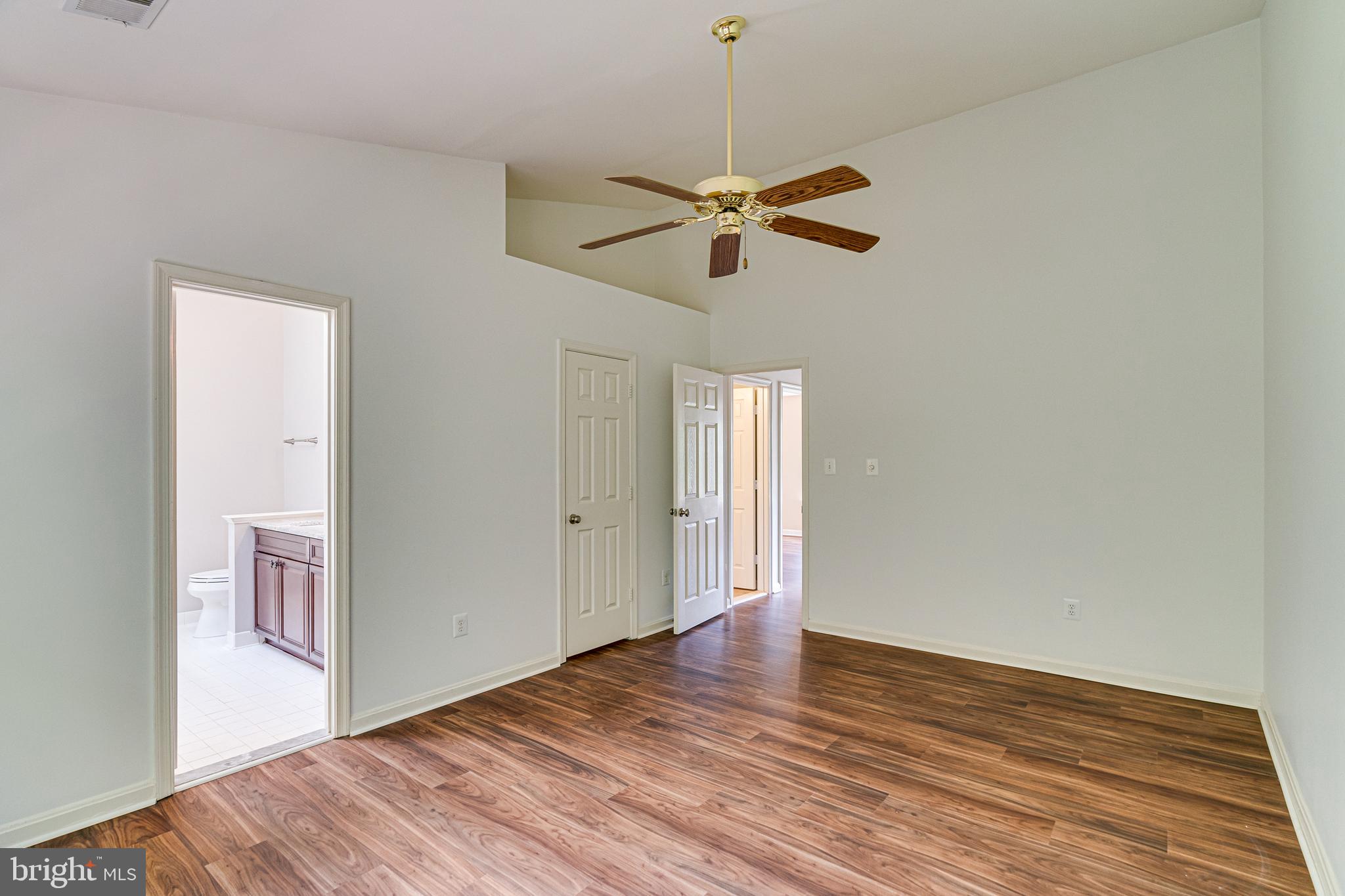 KINGSTOWNE - Residential Lease