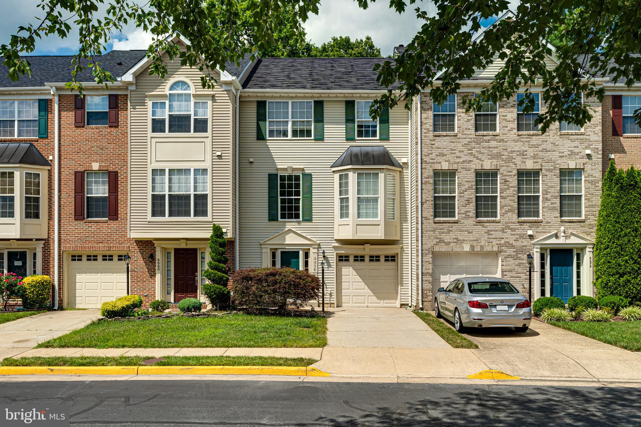 KINGSTOWNE - Residential Lease